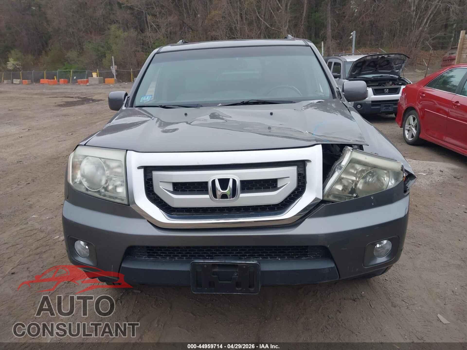 HONDA PILOT 2011 - 5FNYF4H94BB061254