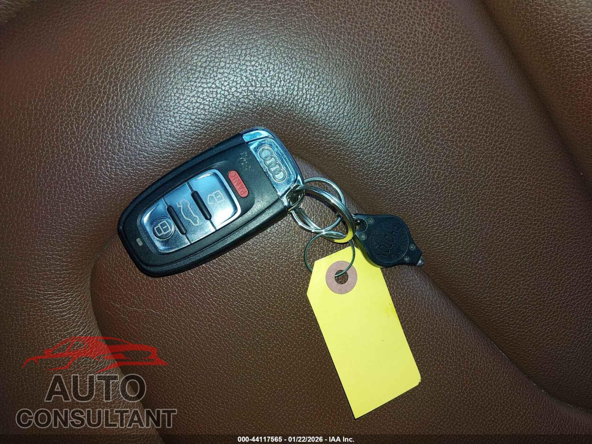 AUDI A5 2010 - WAULFAFH3AN023868
