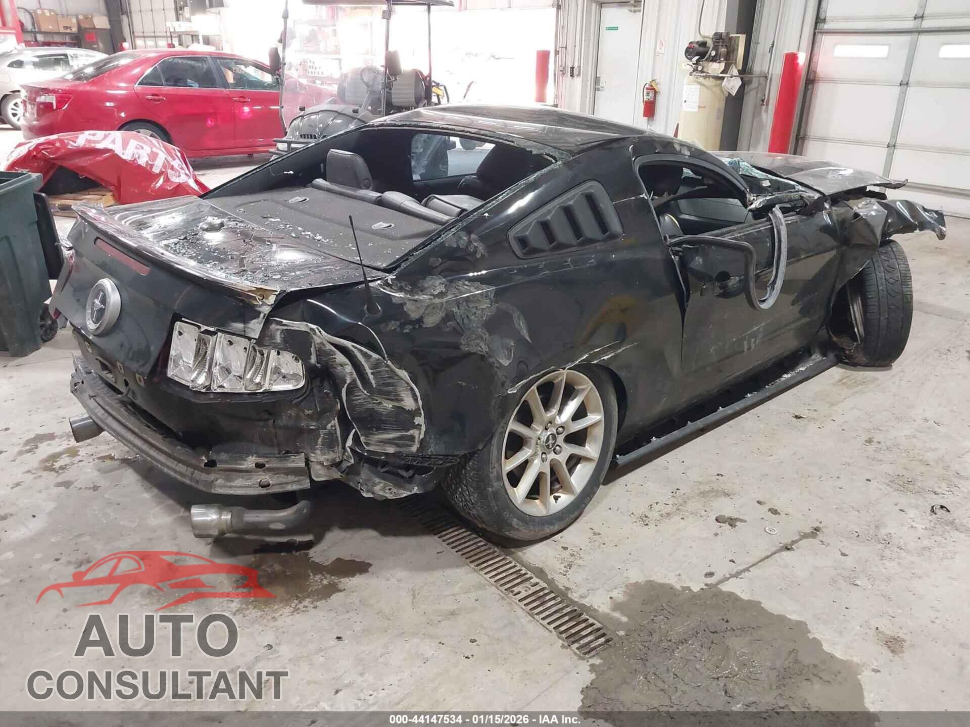 FORD MUSTANG 2011 - 1ZVBP8AM9B5122007