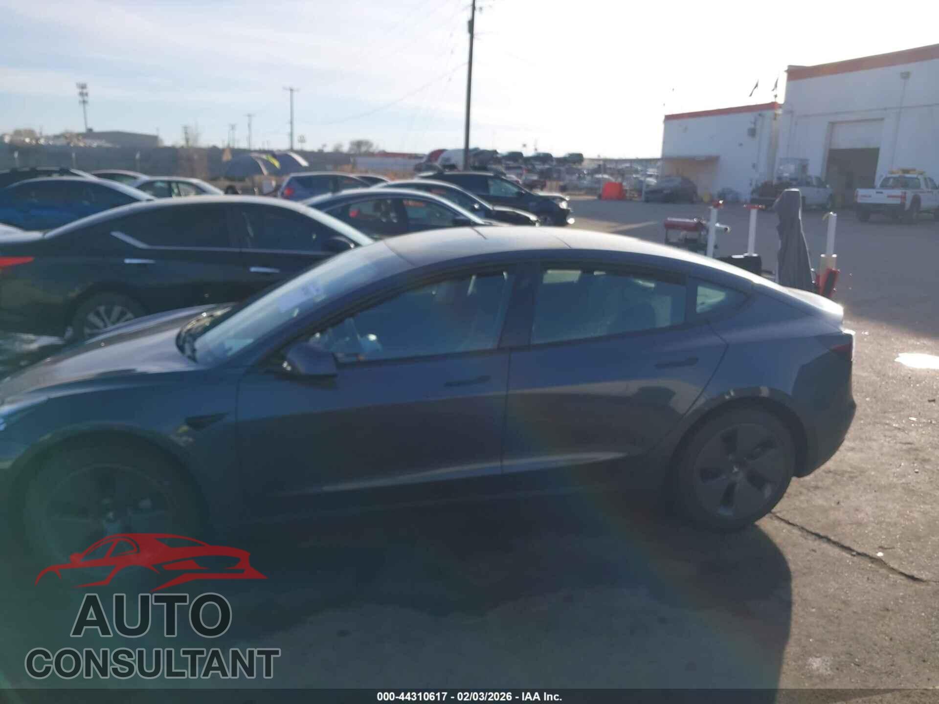 TESLA MODEL 3 2023 - 5YJ3E1EA0PF397095