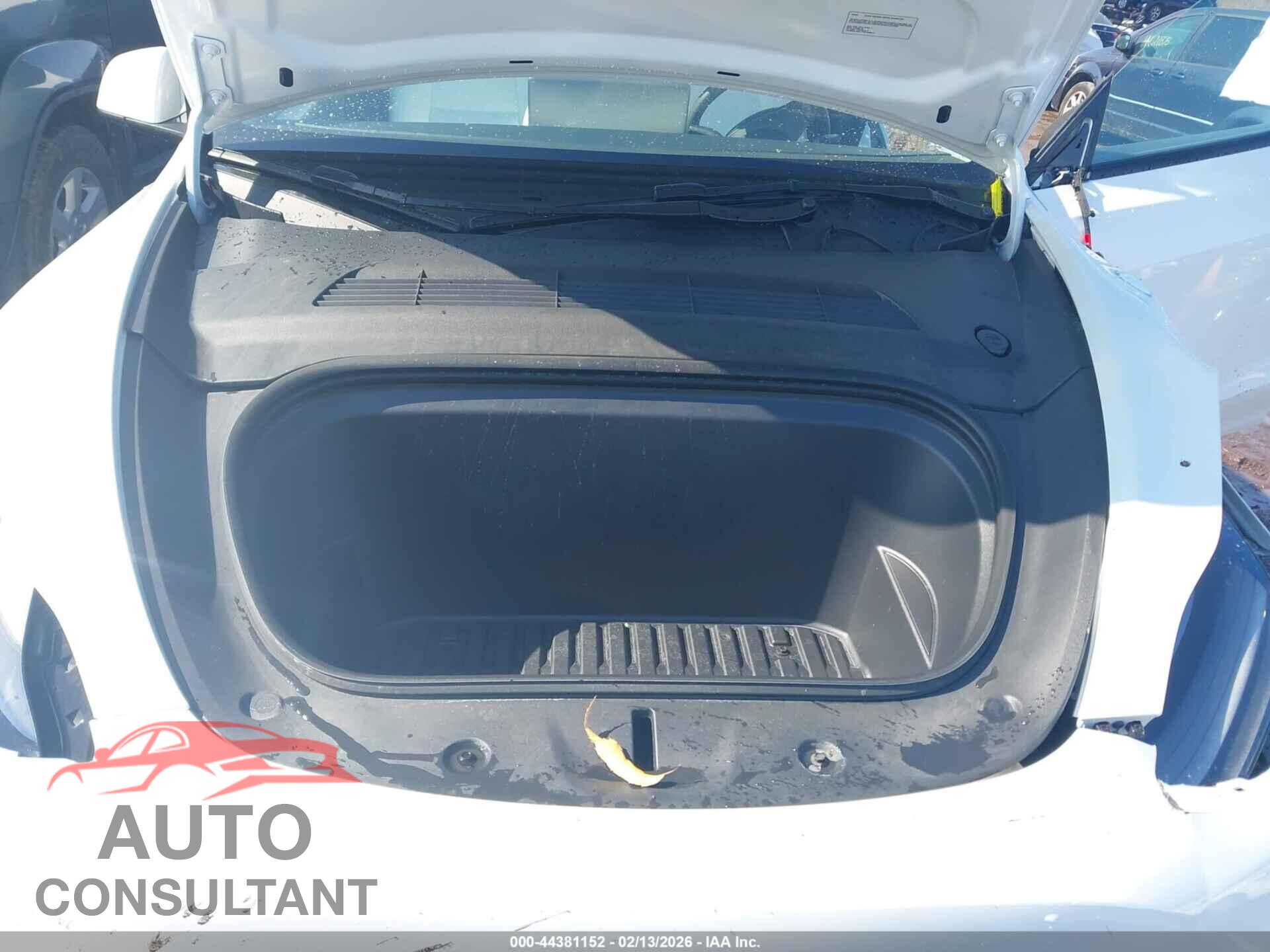 TESLA MODEL Y 2024 - 7SAYGDED3RF093468