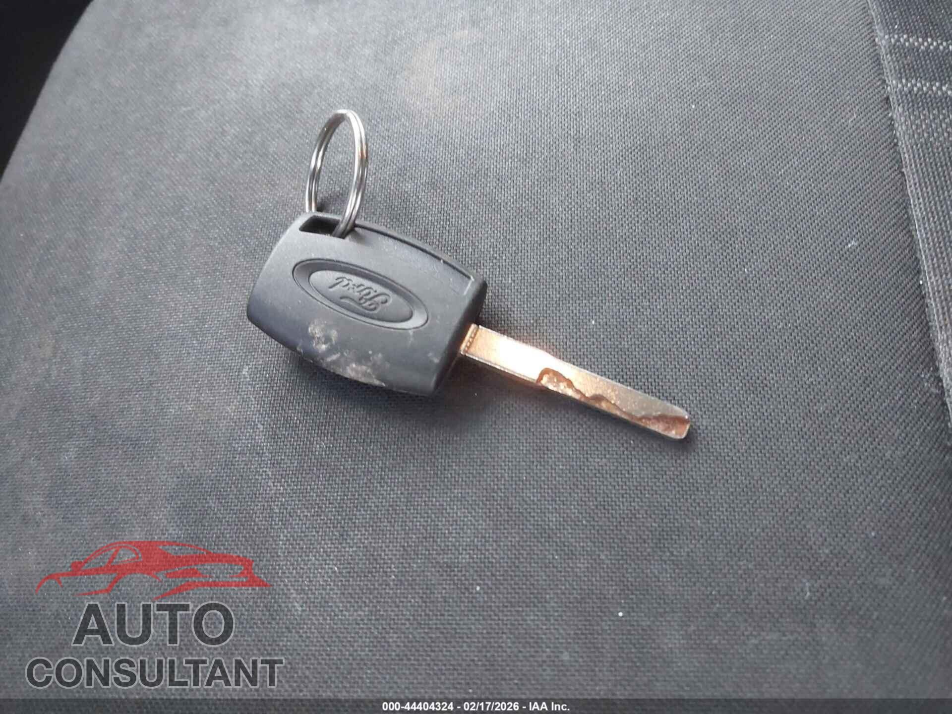 FORD FOCUS 2016 - 1FADP3K29GL265494
