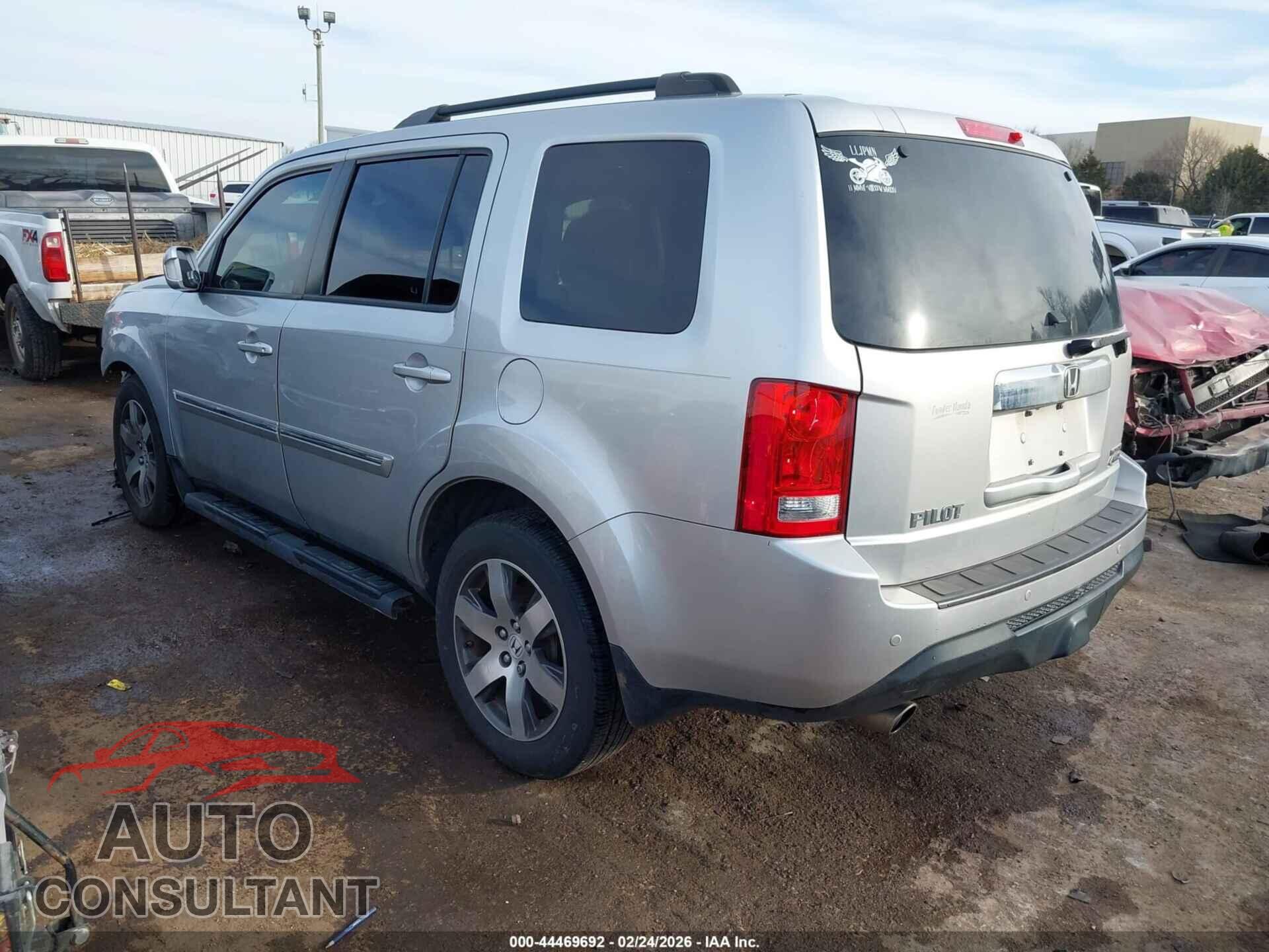 HONDA PILOT 2012 - 5FNYF4H93CB084235