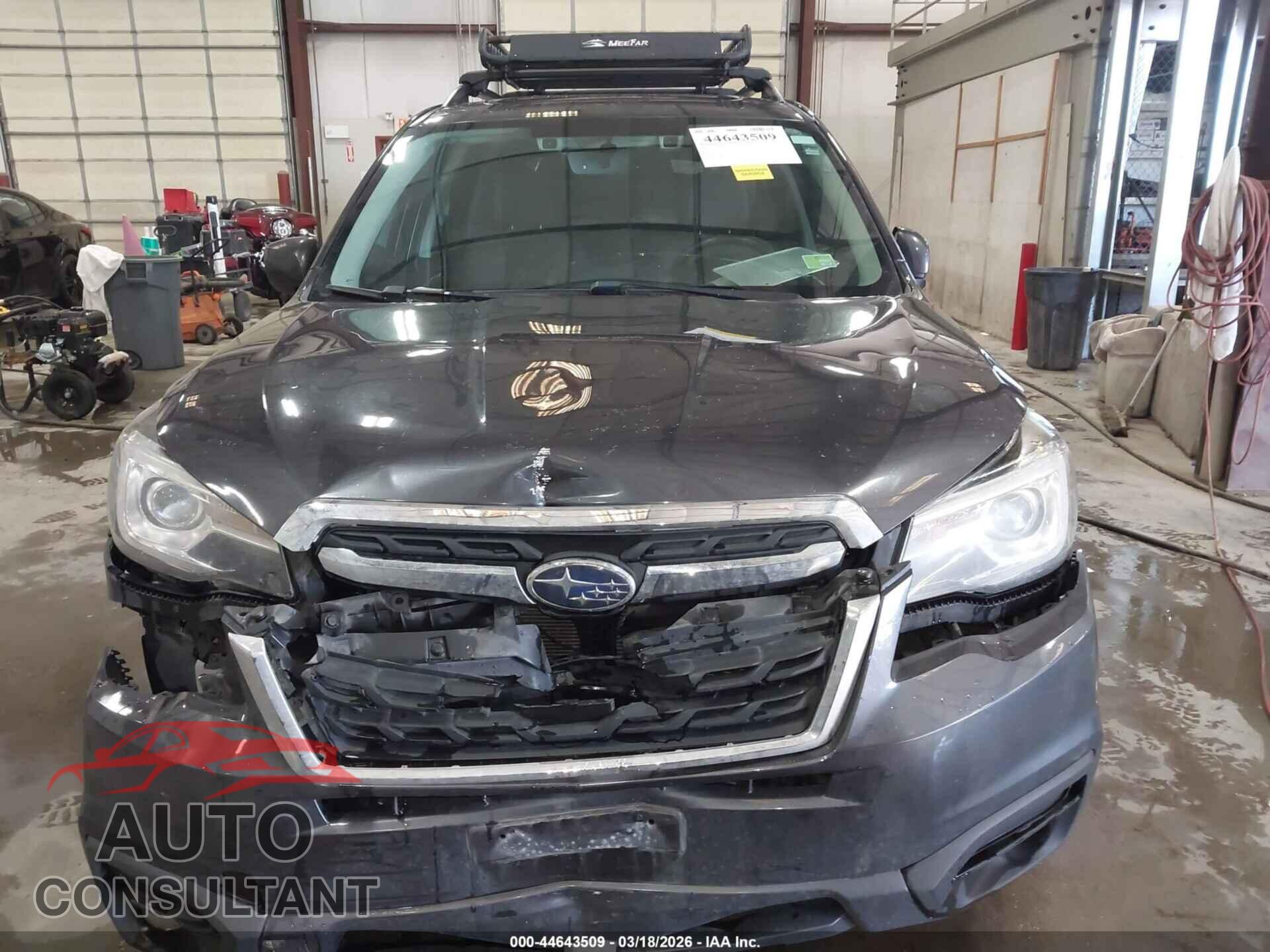 SUBARU FORESTER 2017 - JF2SJARC0HH448357