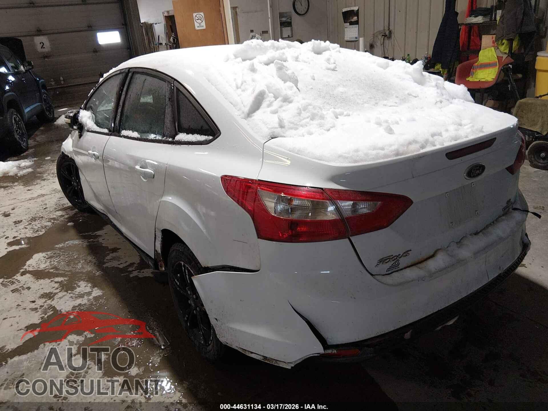 FORD FOCUS 2014 - 1FADP3F28EL397153