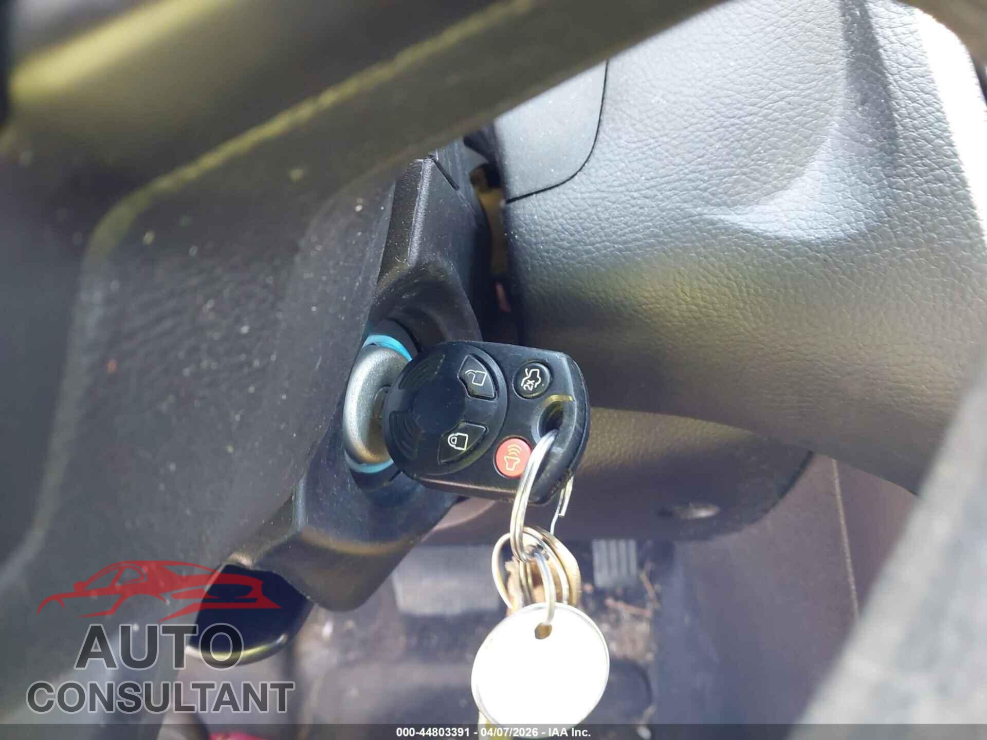 FORD FOCUS 2016 - 1FADP3K2XGL204266