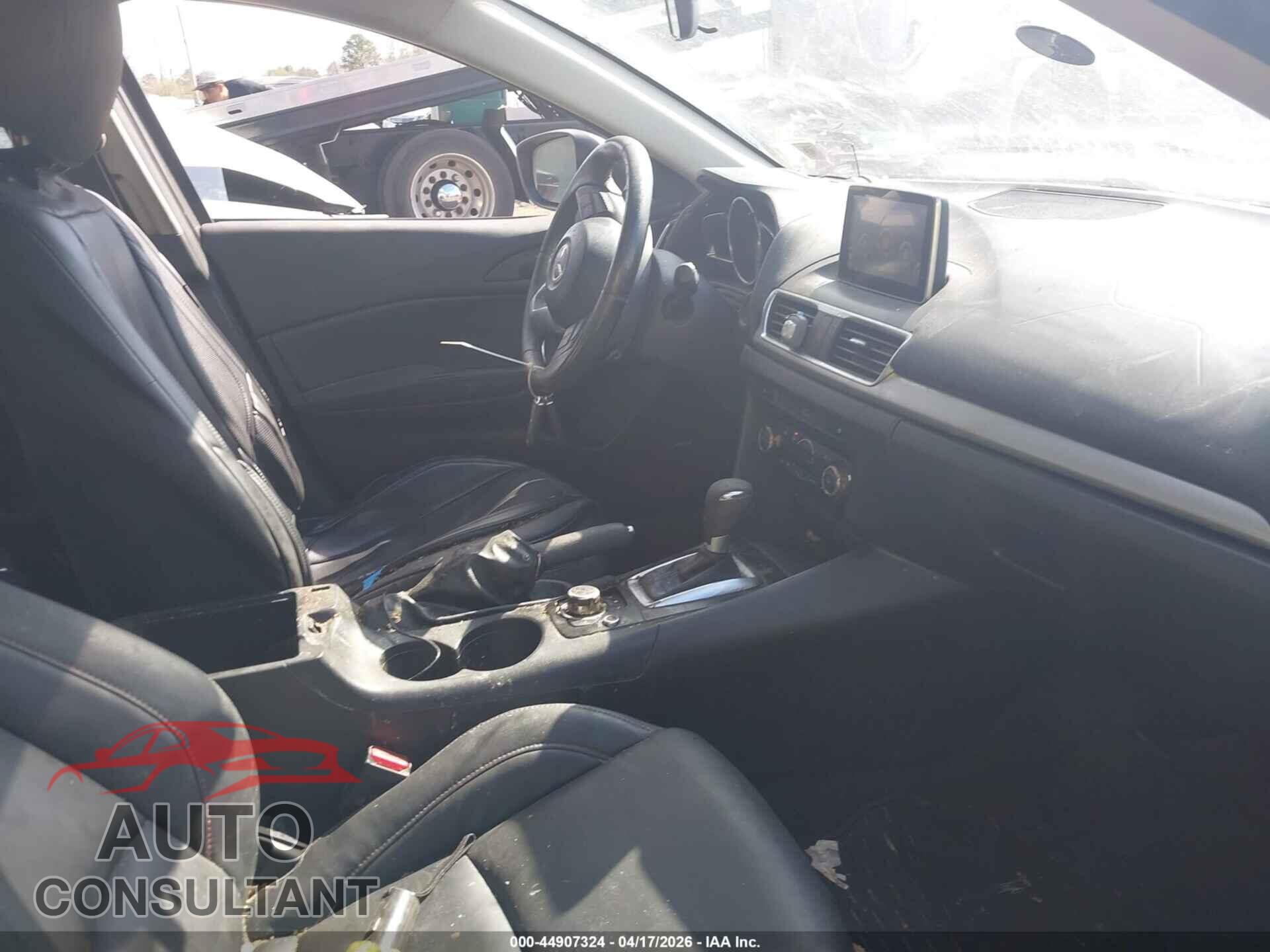 MAZDA MAZDA3 2014 - JM1BM1V33E1135500