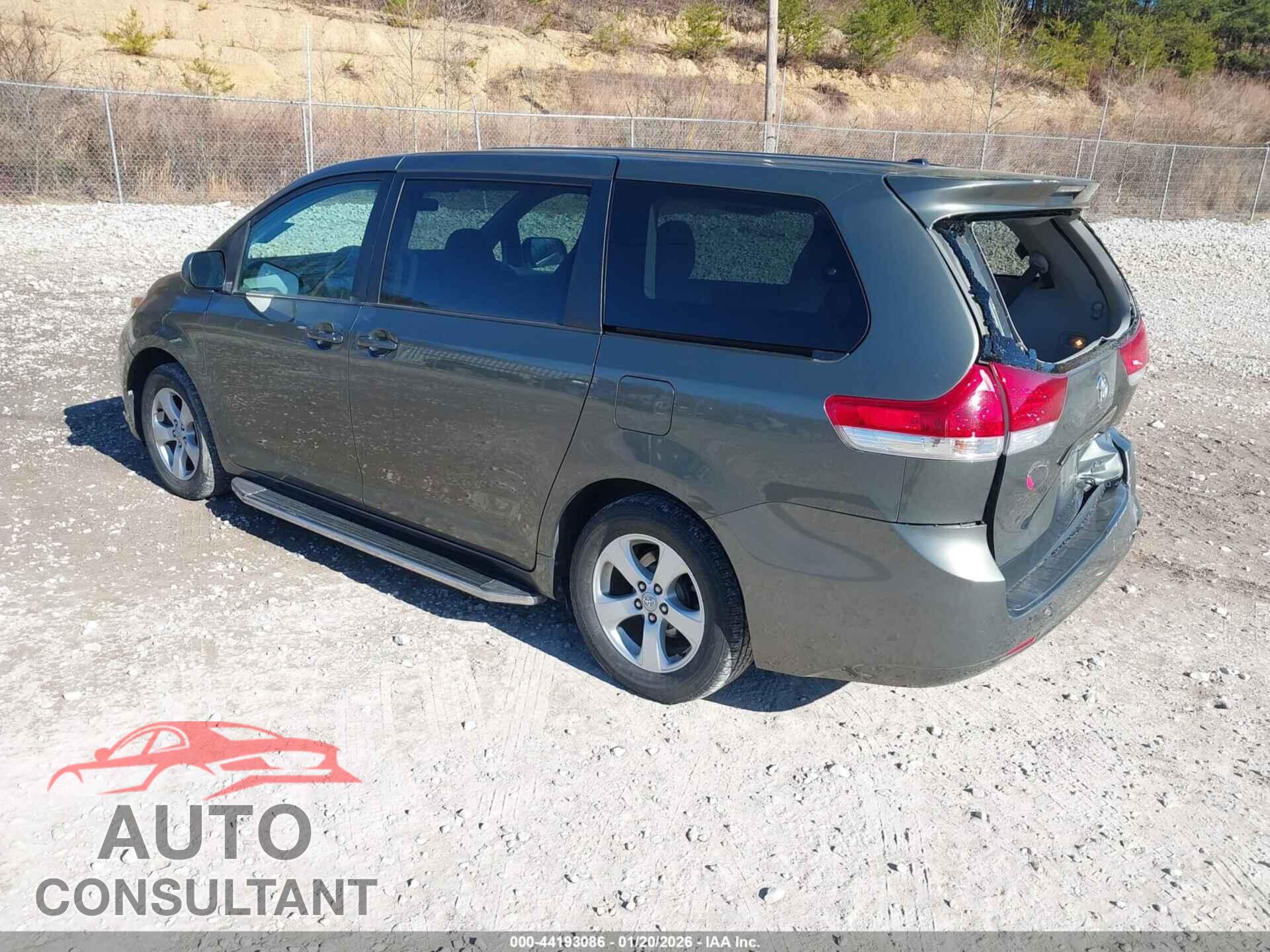 TOYOTA SIENNA 2012 - 5TDKA3DC6CS013820