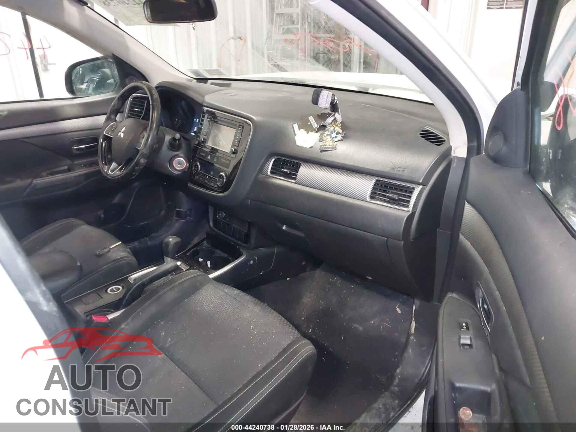 MITSUBISHI OUTLANDER 2017 - JA4AZ2A39HZ022529
