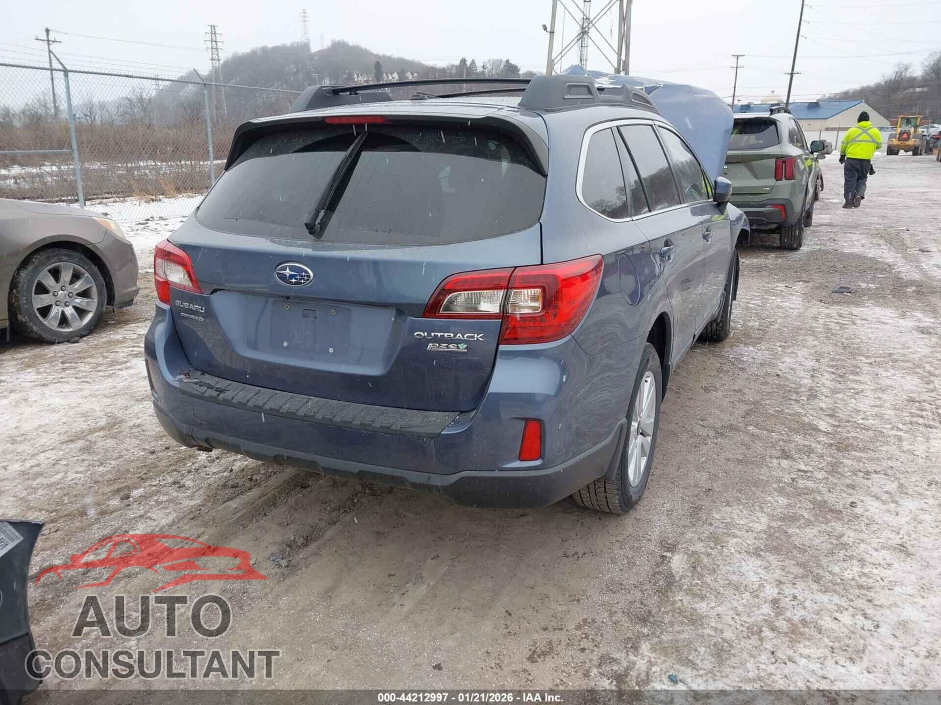 SUBARU OUTBACK 2015 - 4S4BSACC2F3230575