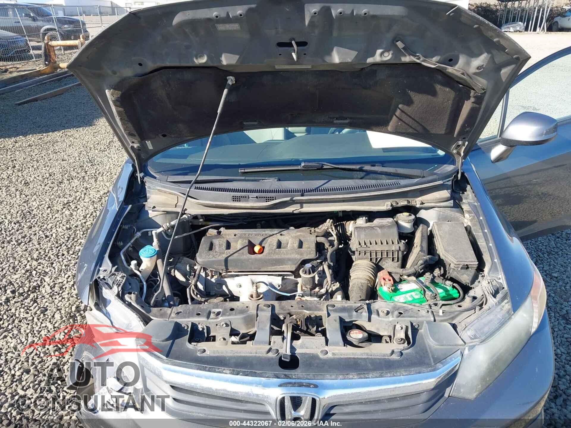 HONDA CIVIC 2012 - 19XFB2F82CE312877