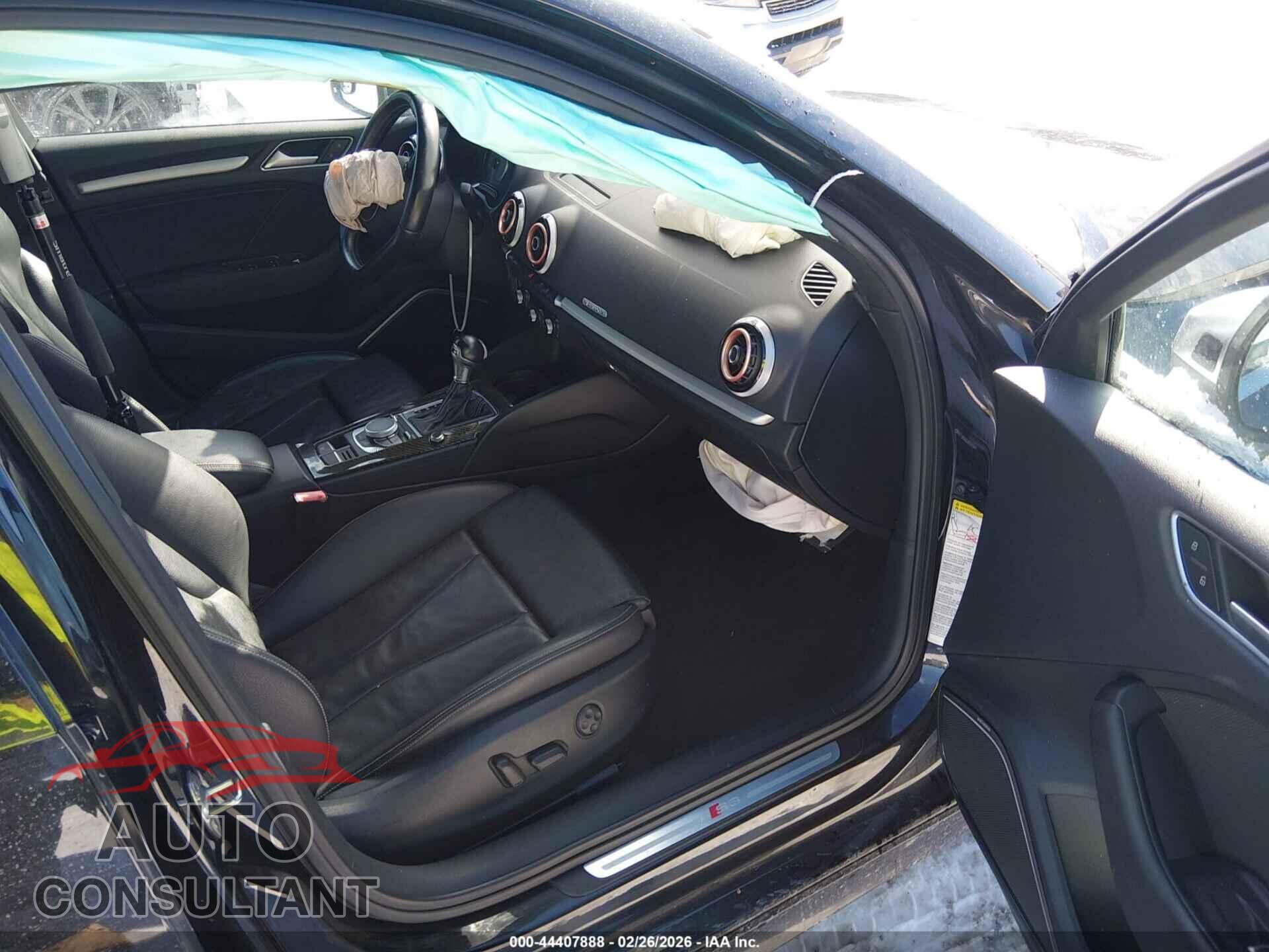 AUDI S3 2015 - WAUBFGFF9F1094004