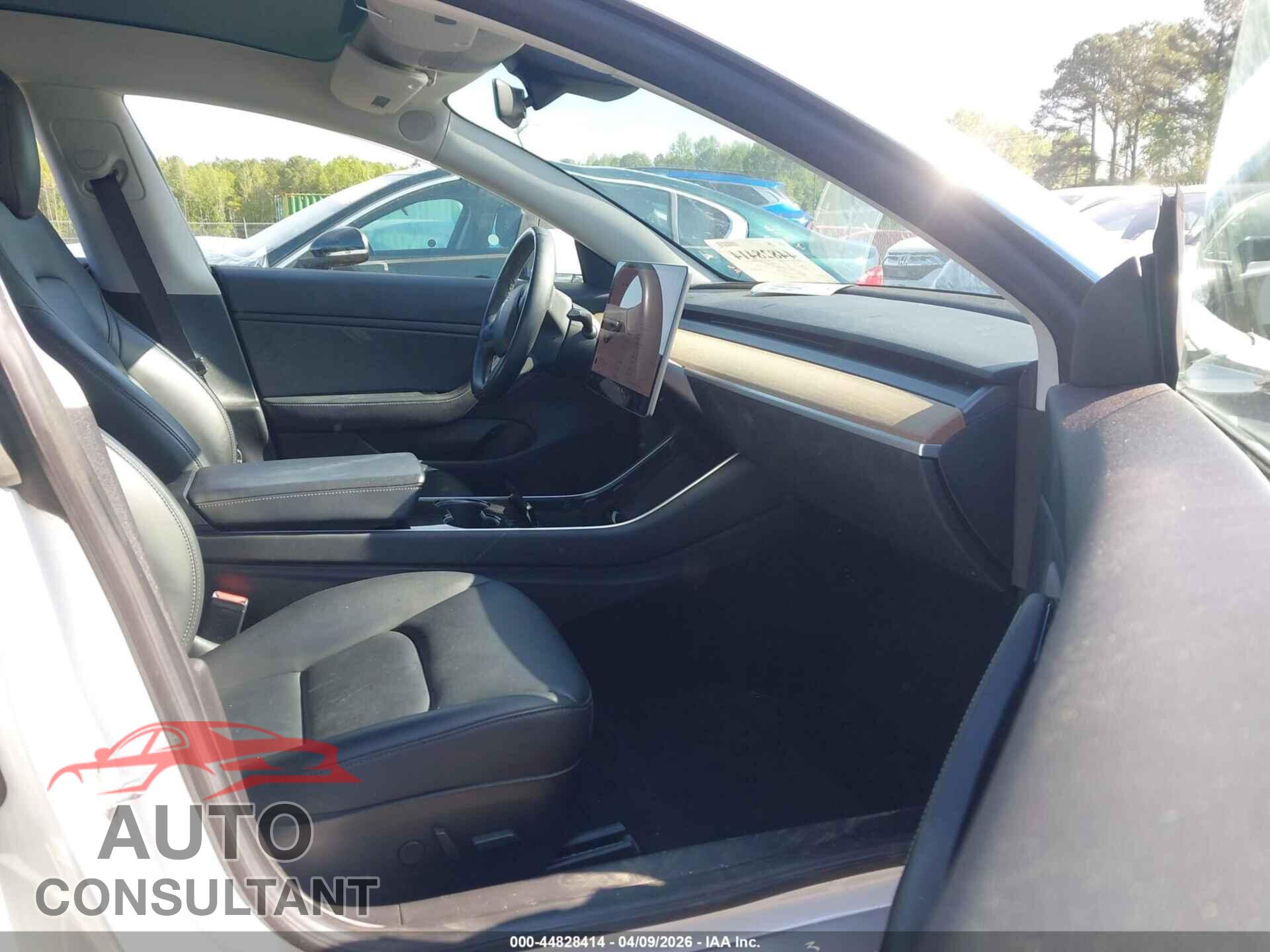 TESLA MODEL 3 2019 - 5YJ3E1EAXKF402506