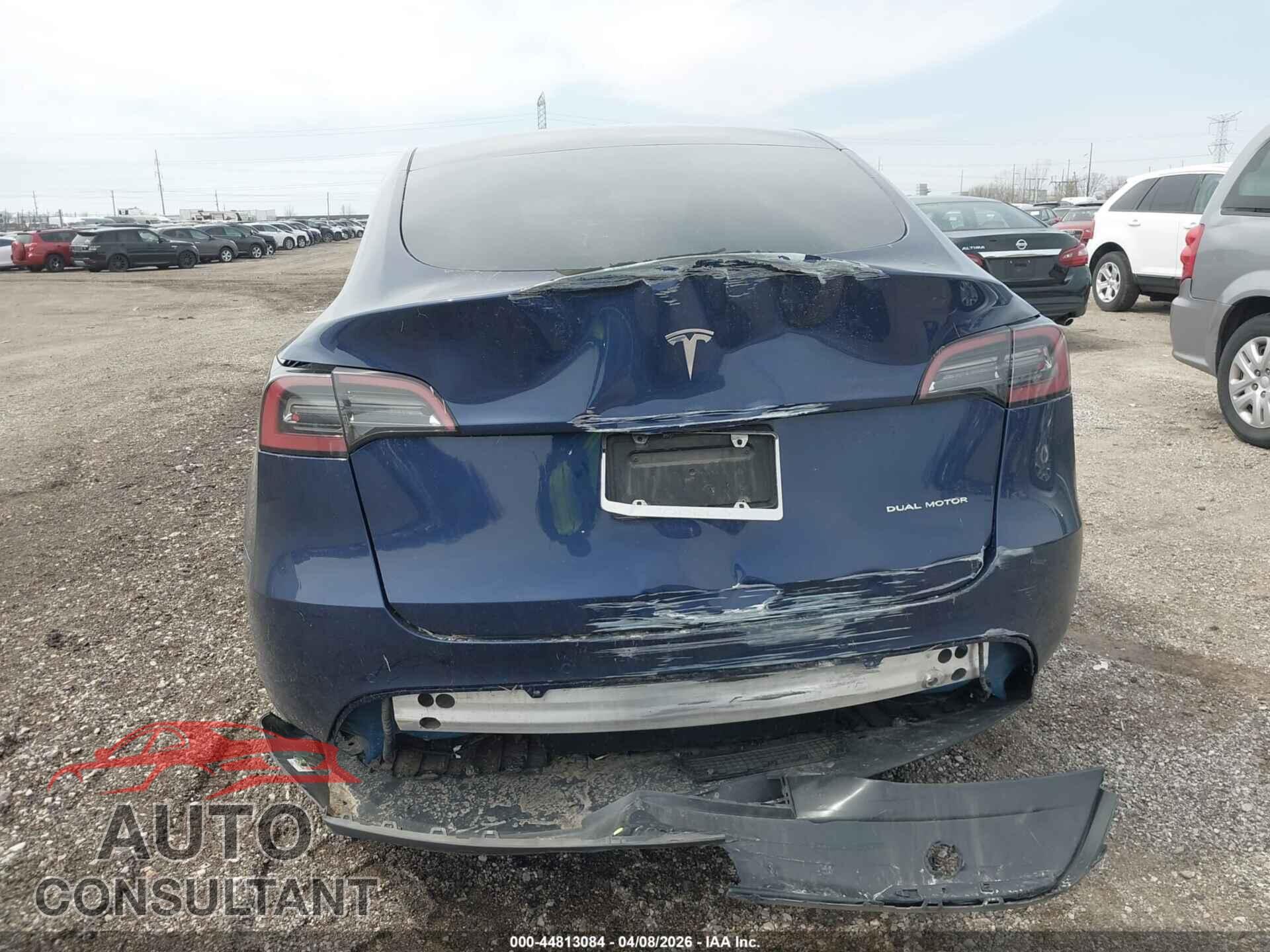 TESLA MODEL Y 2022 - 7SAYGDEE0NF400890