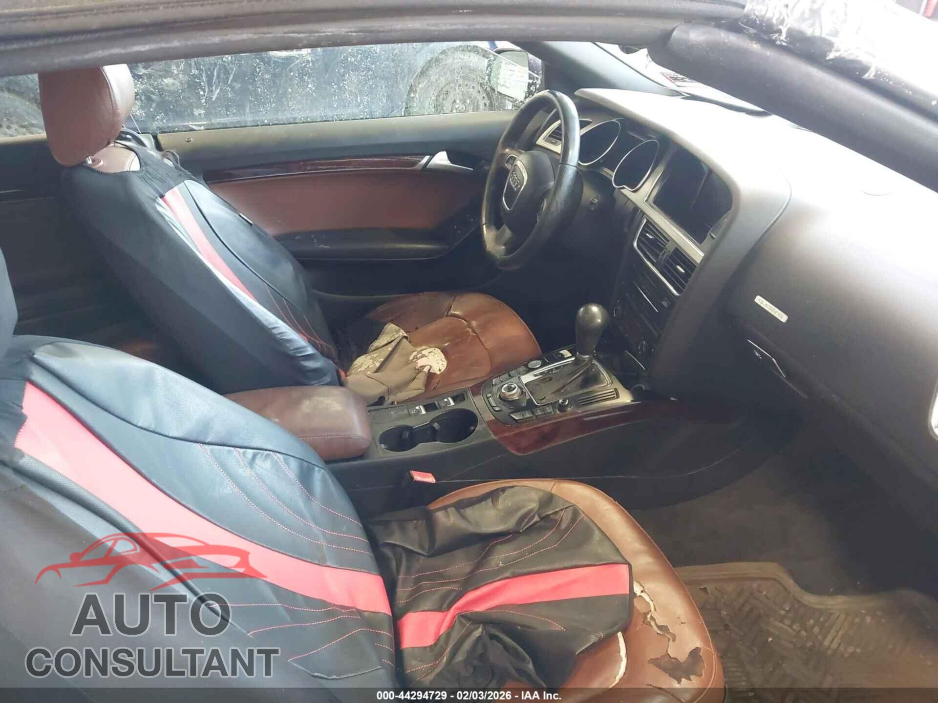 AUDI A5 2012 - WAULFAFH0CN005735