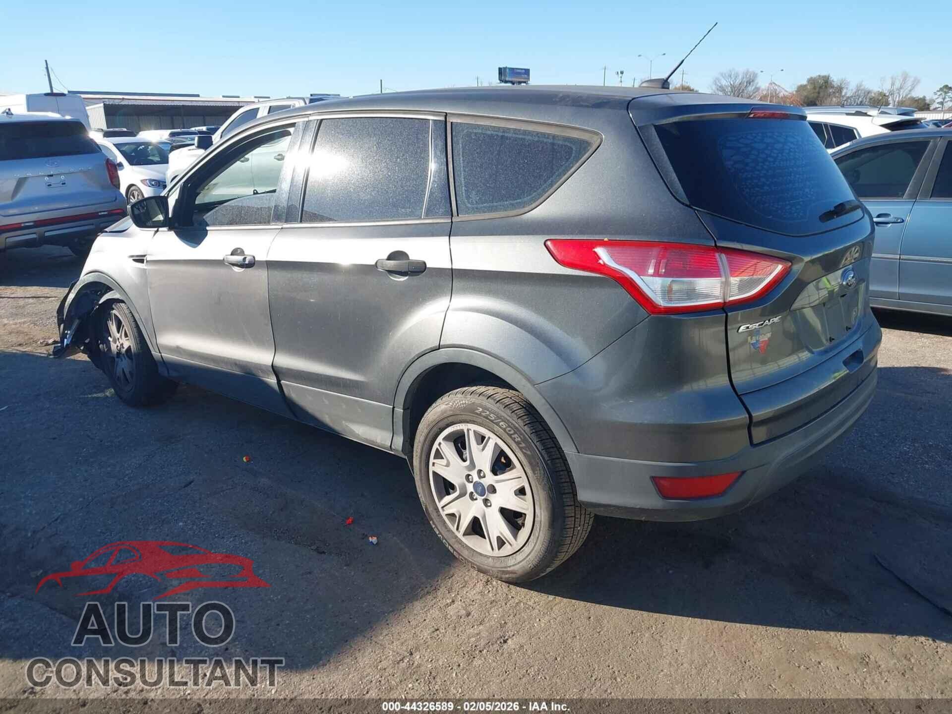 FORD ESCAPE 2015 - 1FMCU0F74FUB80571