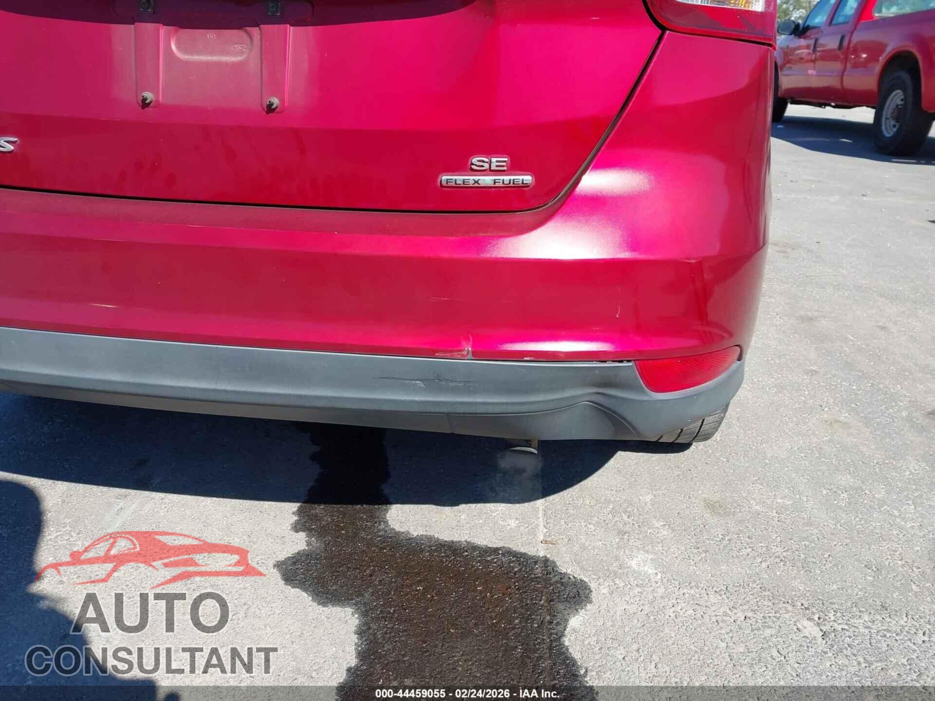 FORD FOCUS 2015 - 1FADP3K2XFL372469