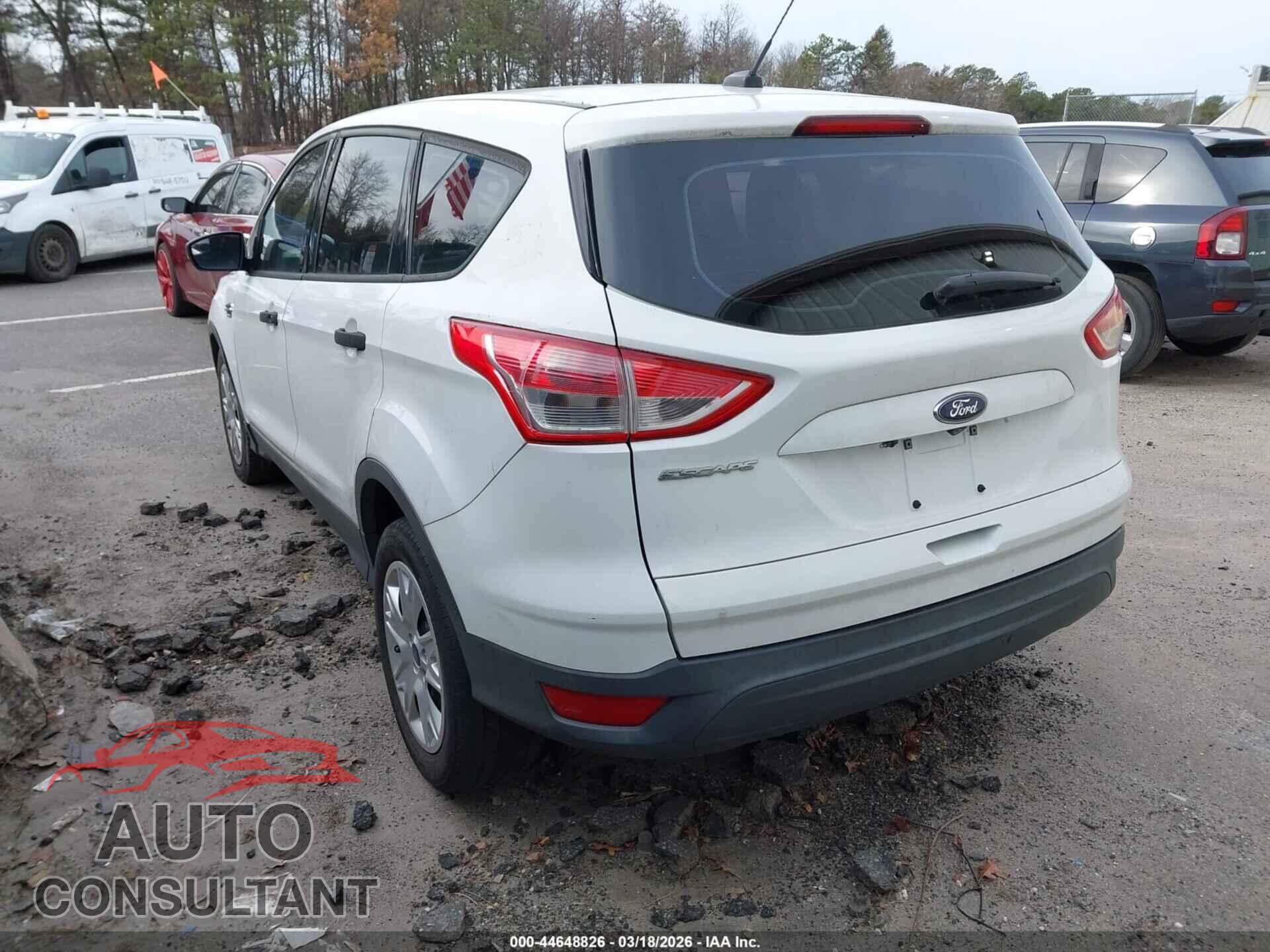 FORD ESCAPE 2016 - 1FMCU0F76GUB11415