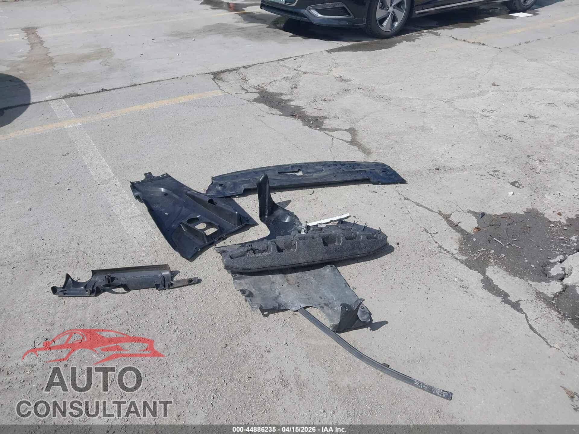 PORSCHE CAYENNE 2016 - WP1AA2A26GKA36463