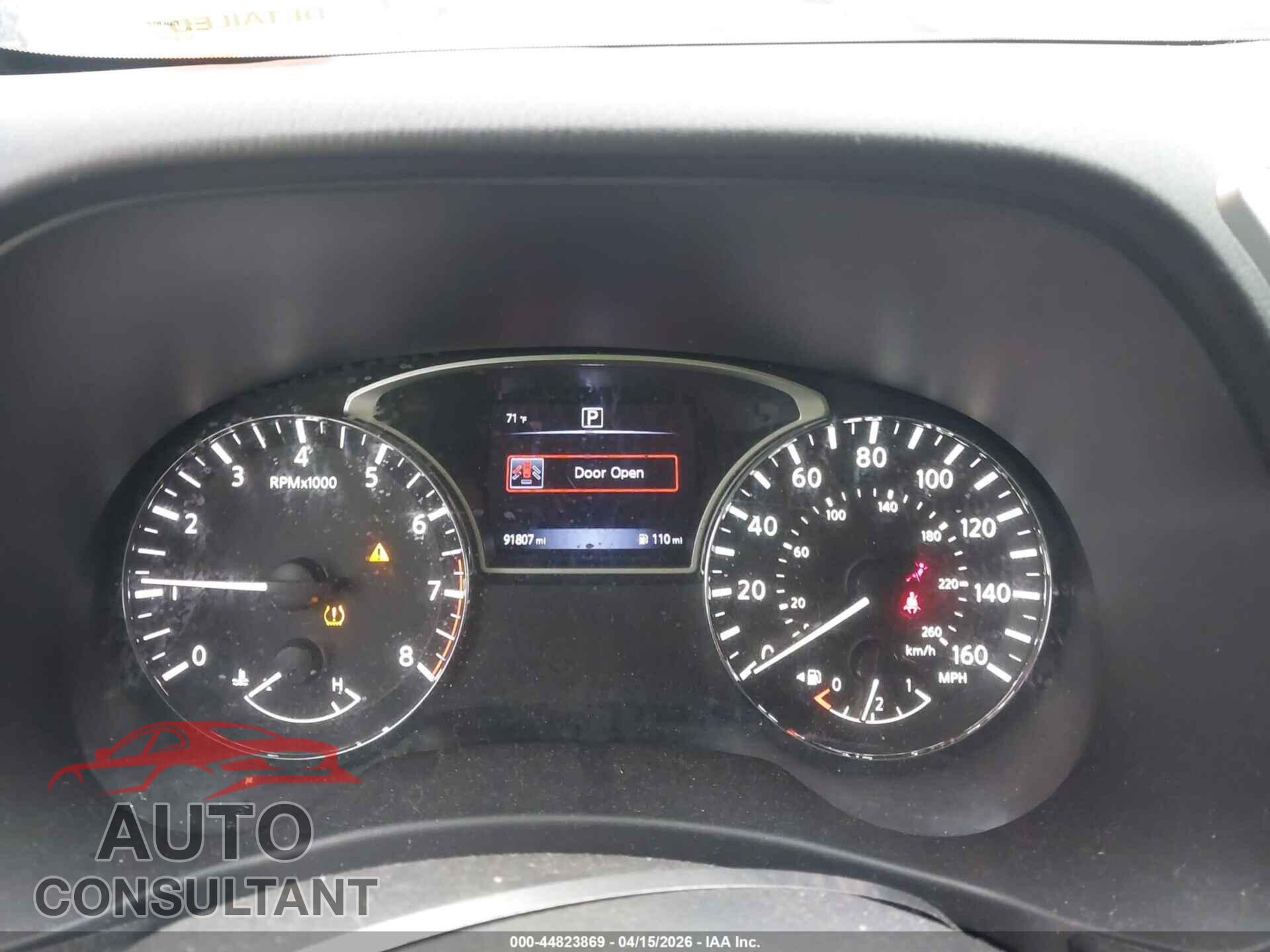 NISSAN PATHFINDER 2017 - 5N1DR2MNXHC684828
