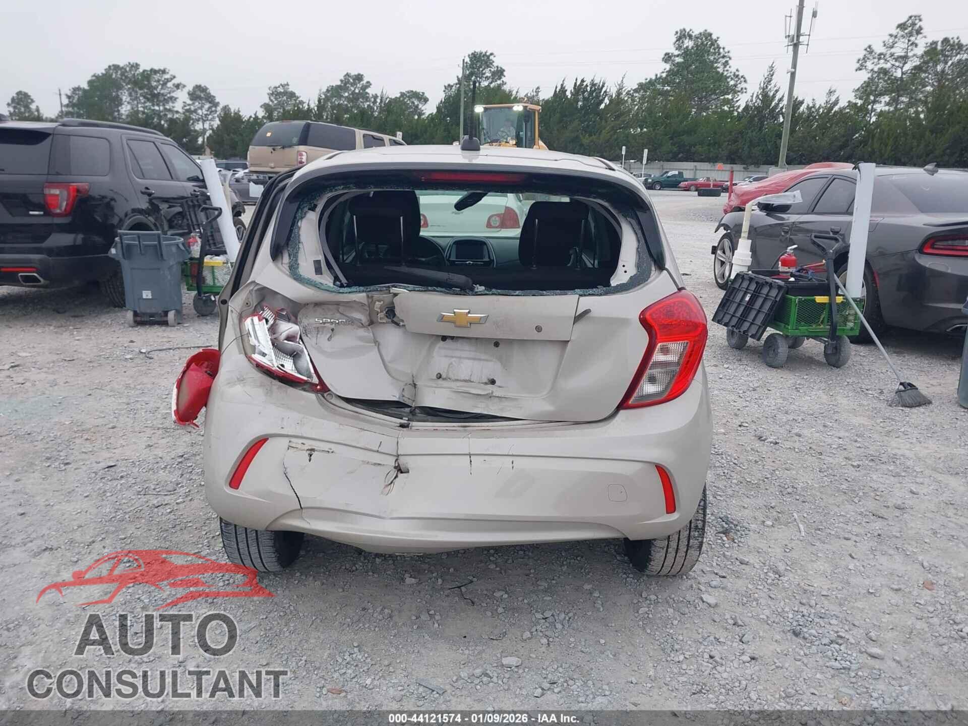 CHEVROLET SPARK 2017 - KL8CB6SA1HC729904