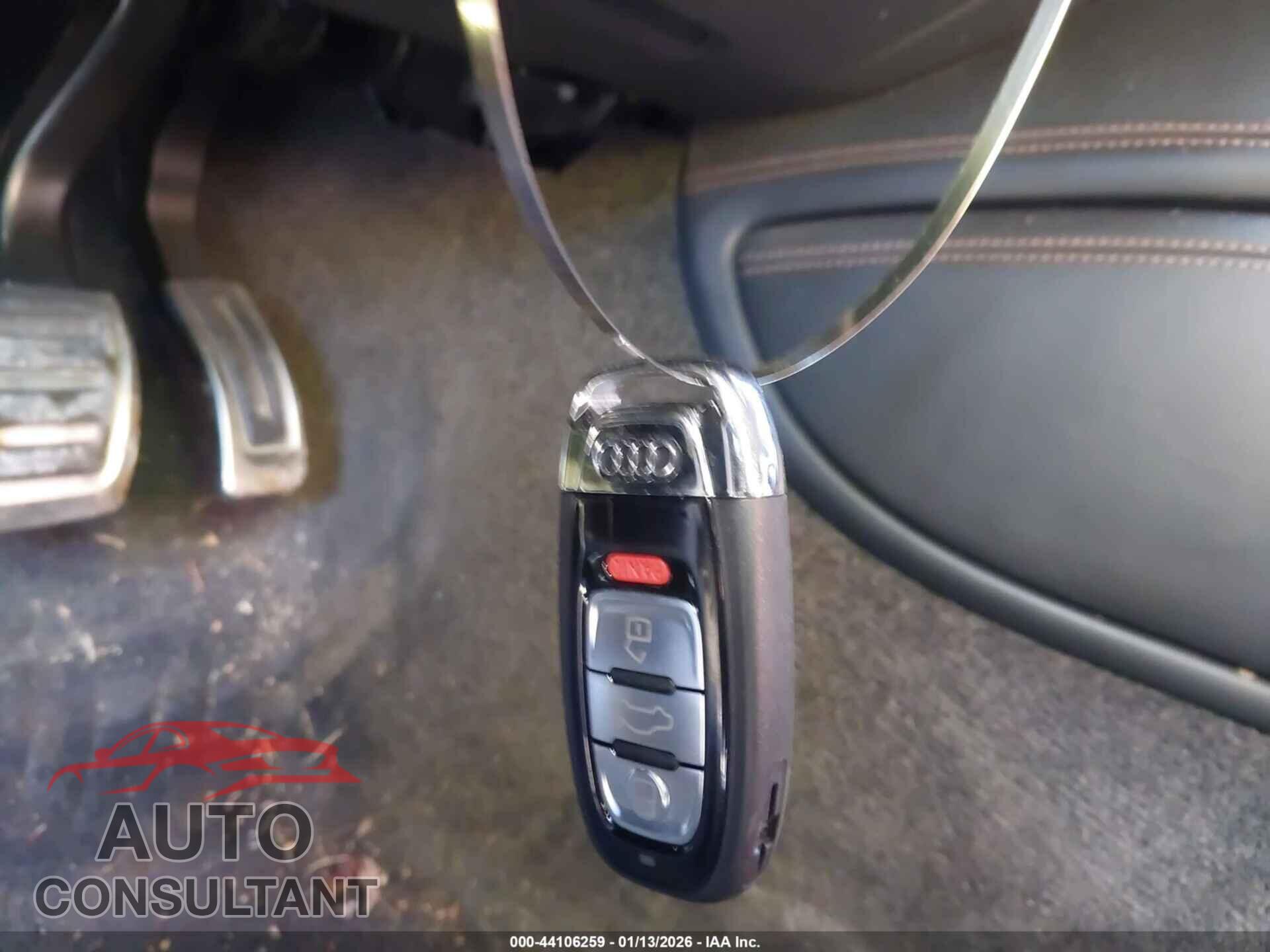 AUDI S8 2015 - WAUK2AFD9FN008271