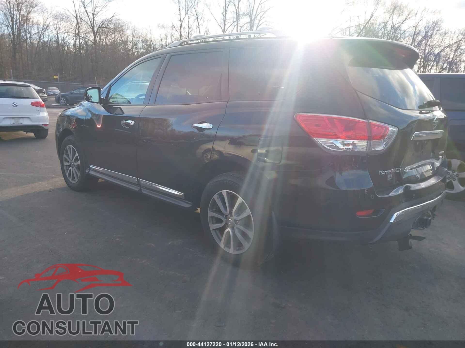 NISSAN PATHFINDER 2013 - 5N1AR2MM9DC683674
