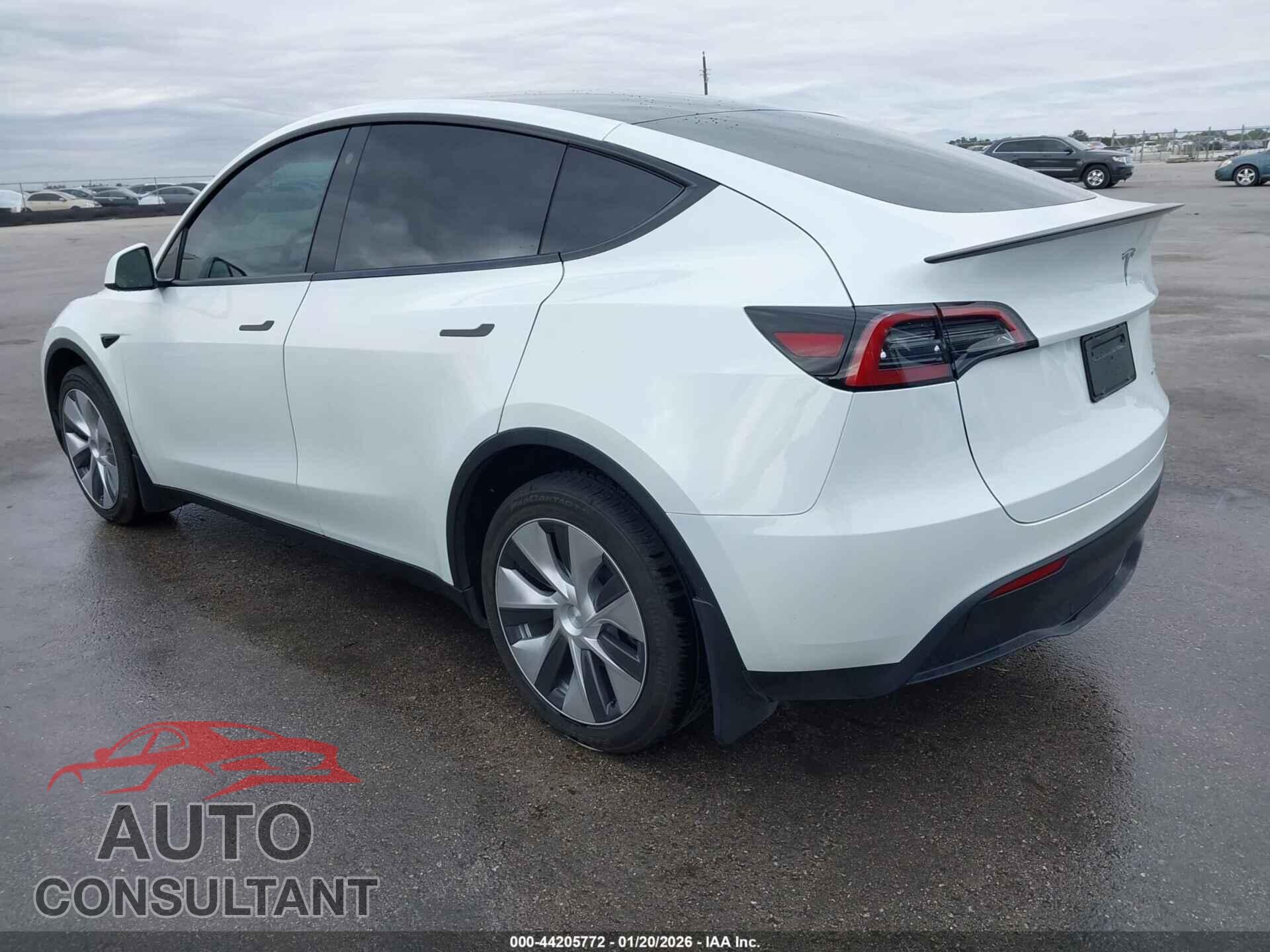 TESLA MODEL Y 2023 - 7SAYGDEE8PA080072