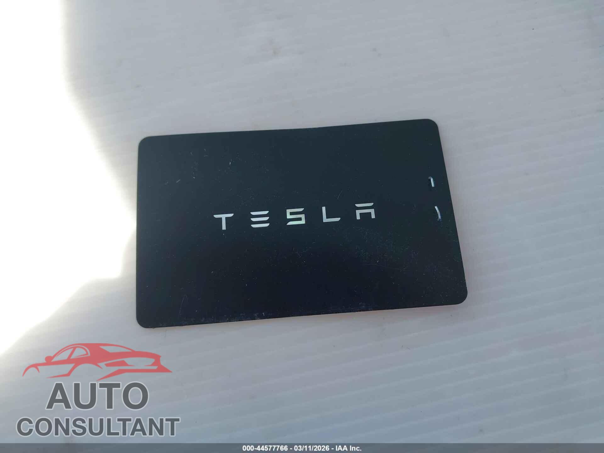 TESLA MODEL 3 2023 - 5YJ3E1EBXPF658869