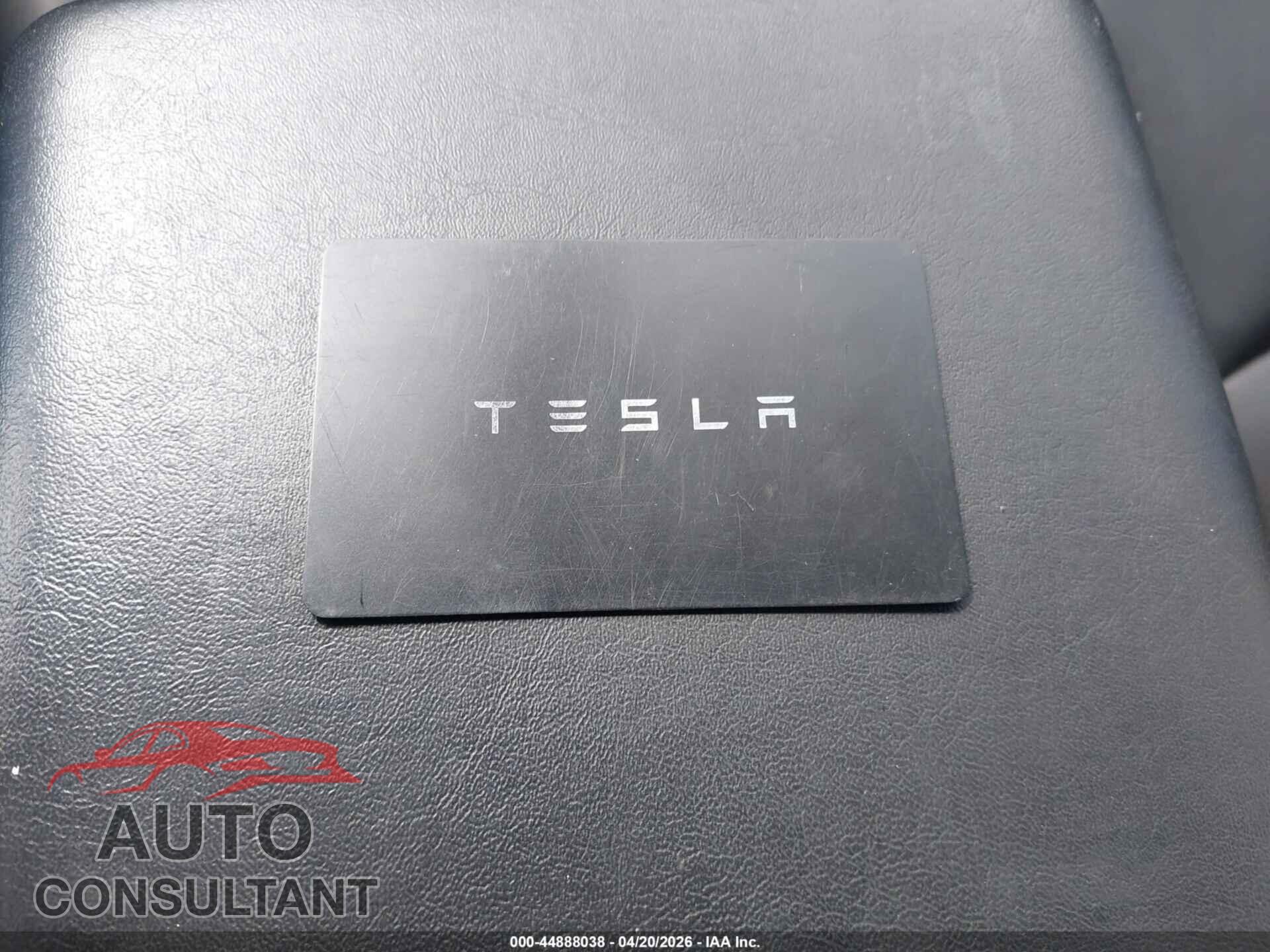 TESLA MODEL 3 2018 - 5YJ3E1EA4JF153473