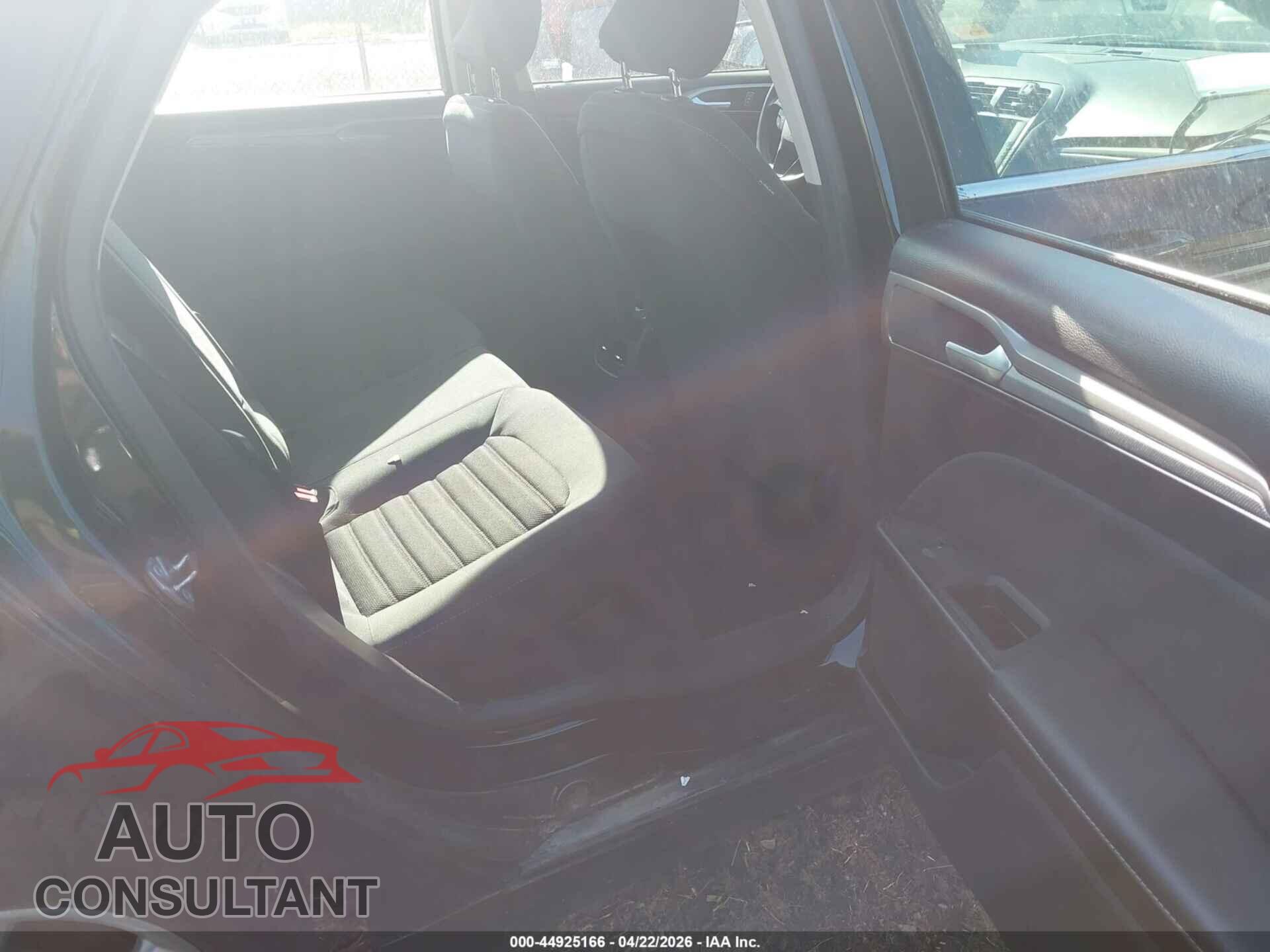 FORD FUSION HYBRID 2018 - 3FA6P0LU3JR160062
