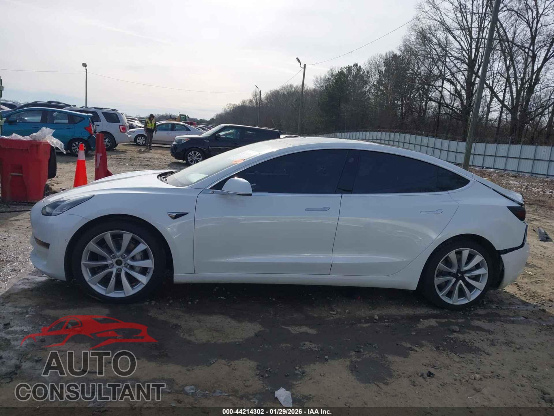 TESLA MODEL 3 2020 - 5YJ3E1EB2LF621003