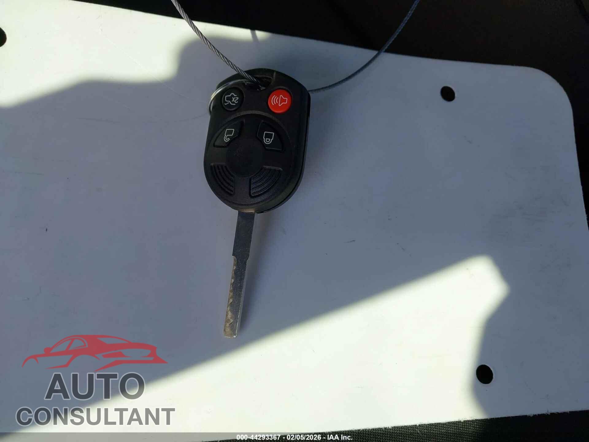 FORD FOCUS 2017 - 1FADP3F27HL244381