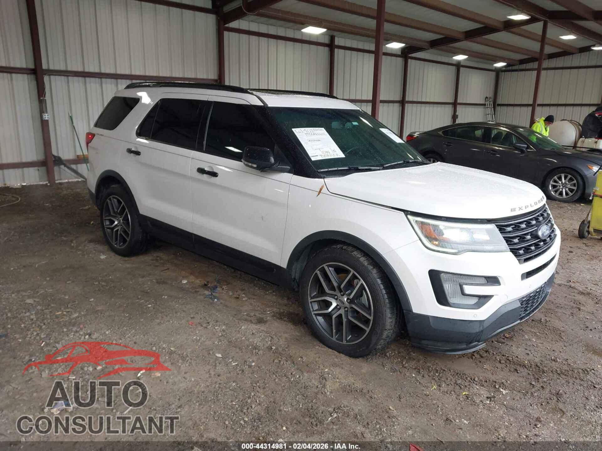 FORD EXPLORER 2016 - 1FM5K8GT2GGD10355