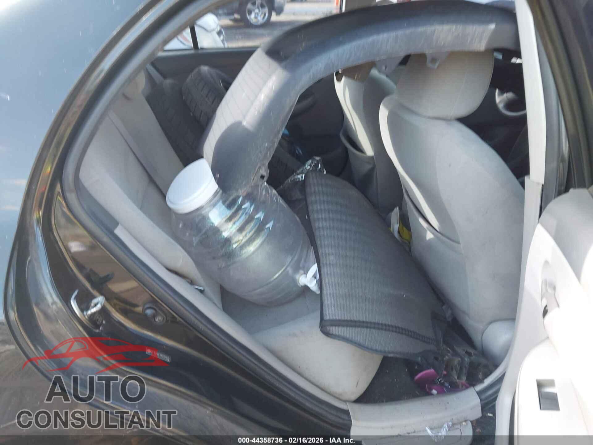 TOYOTA COROLLA 2010 - 2T1BU4EE2AC304625