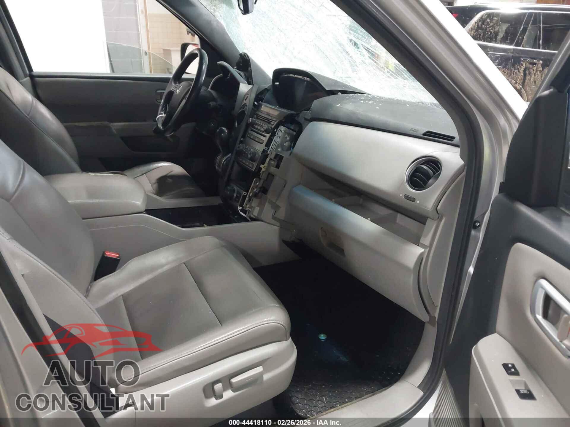 HONDA PILOT 2014 - 5FNYF4H65EB017984