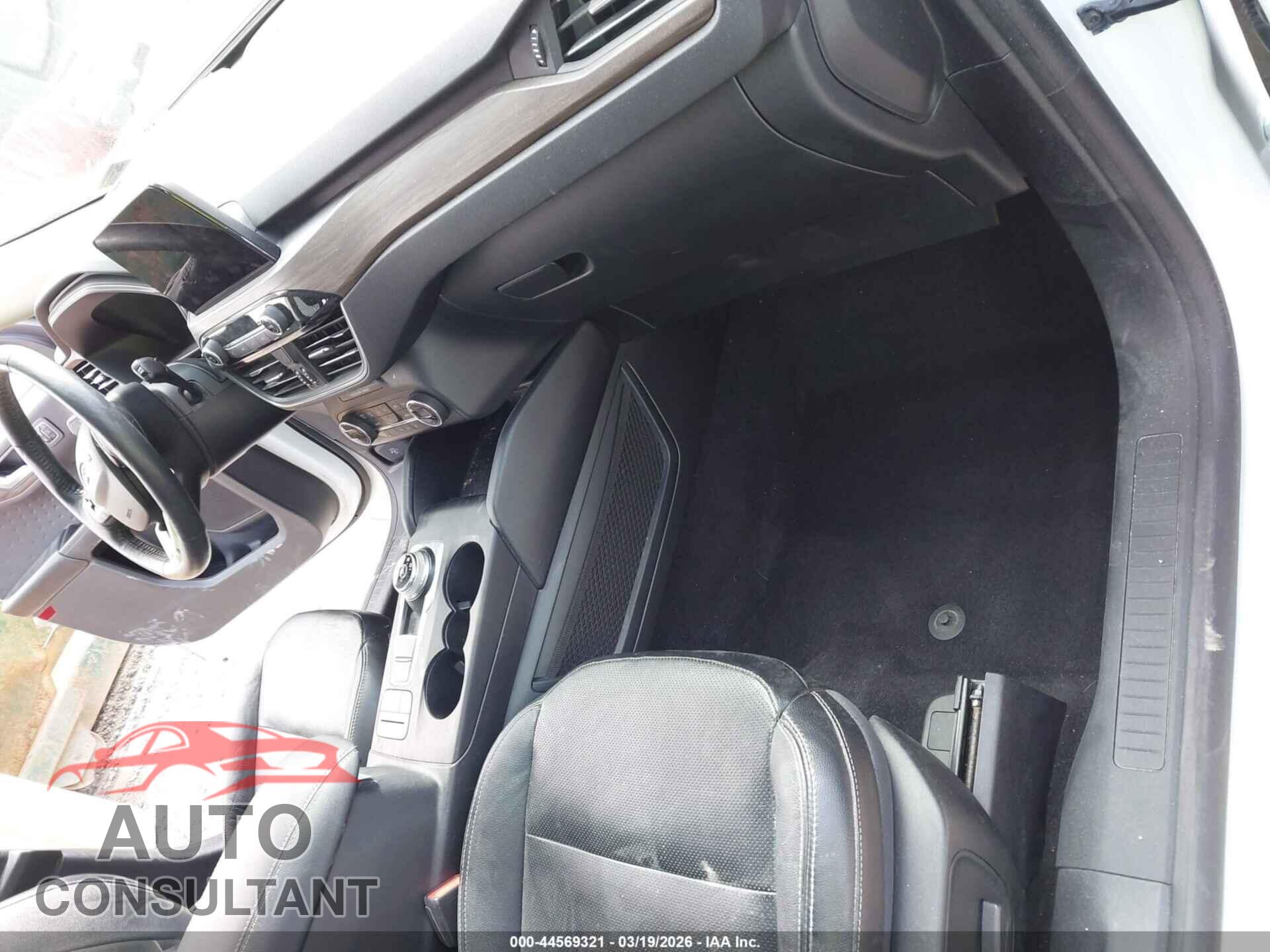 FORD ESCAPE 2020 - 1FMCU9DZ4LUA48530
