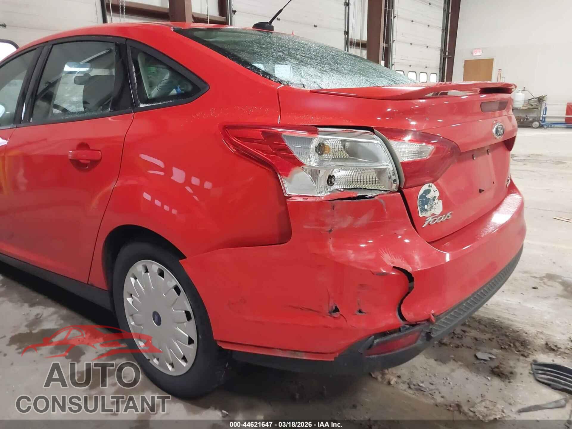 FORD FOCUS 2014 - 1FADP3F26EL356598
