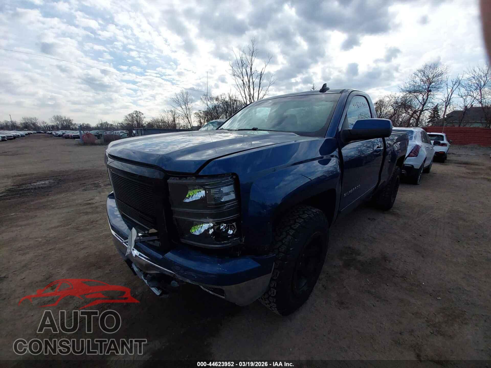 CHEVROLET SILVERADO 1500 2015 - 1GCNKREC4FZ389916
