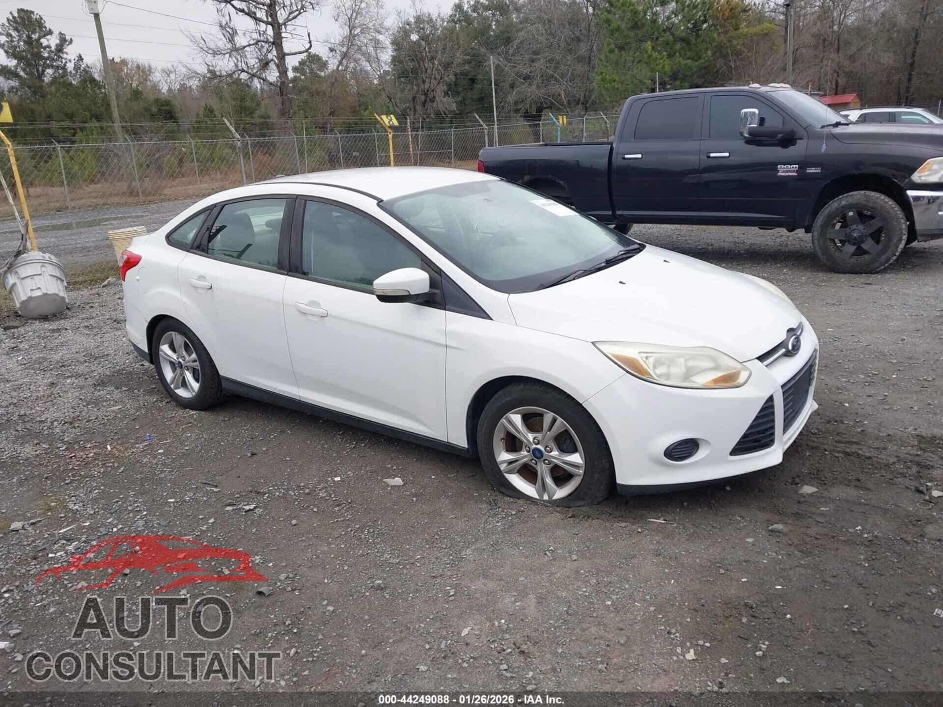 FORD FOCUS 2014 - 1FADP3F20EL135448