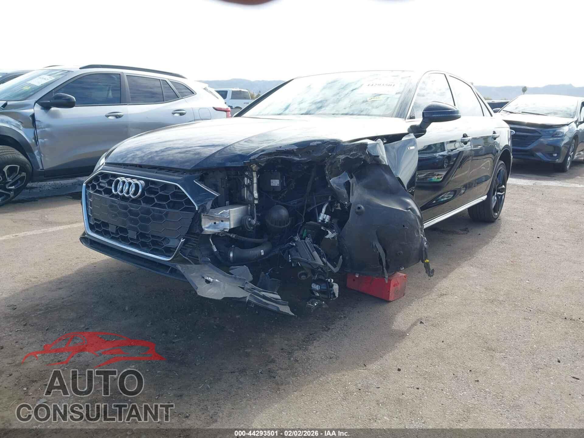 AUDI A4 2021 - WAUDAAF48MA041567