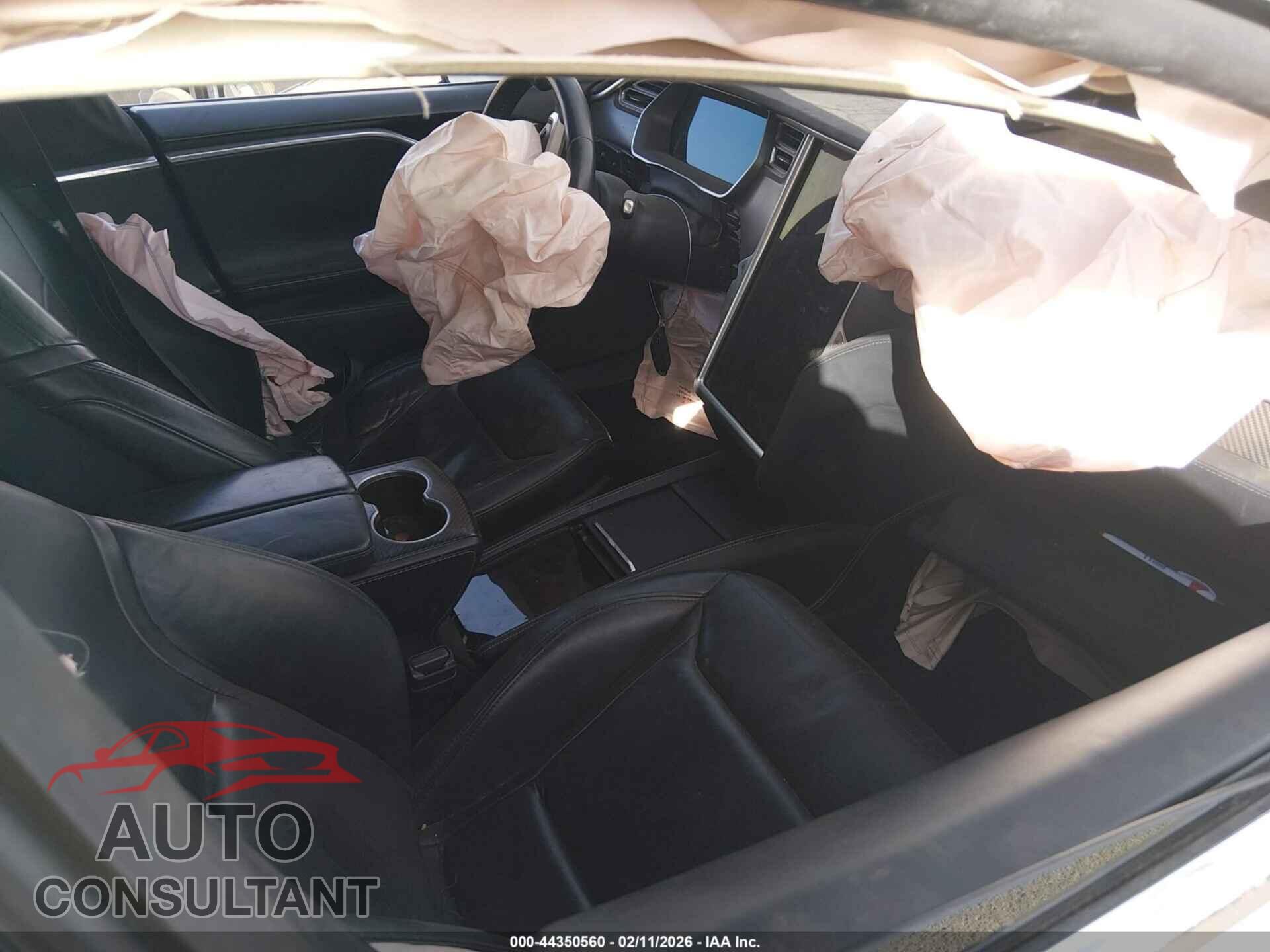 TESLA MODEL S 2015 - 5YJSA1E2XFF117939