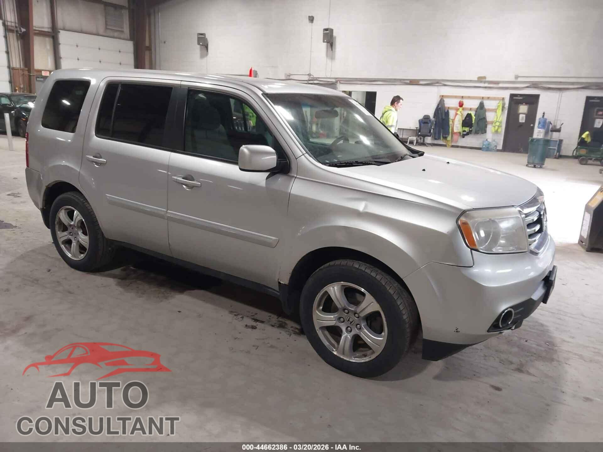 HONDA PILOT 2014 - 5FNYF4H46EB003395