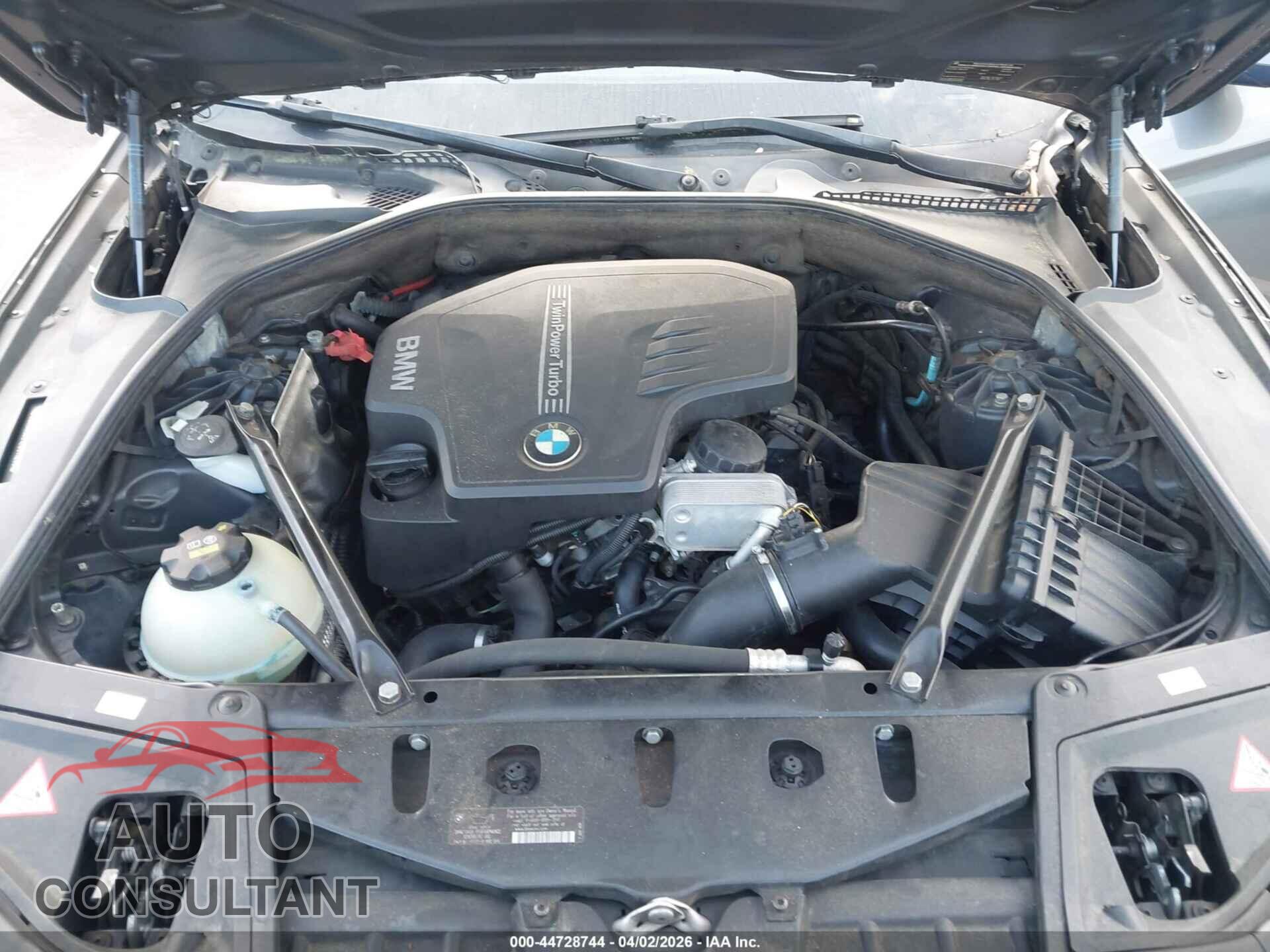 BMW 528I 2014 - WBA5A5C51ED511298