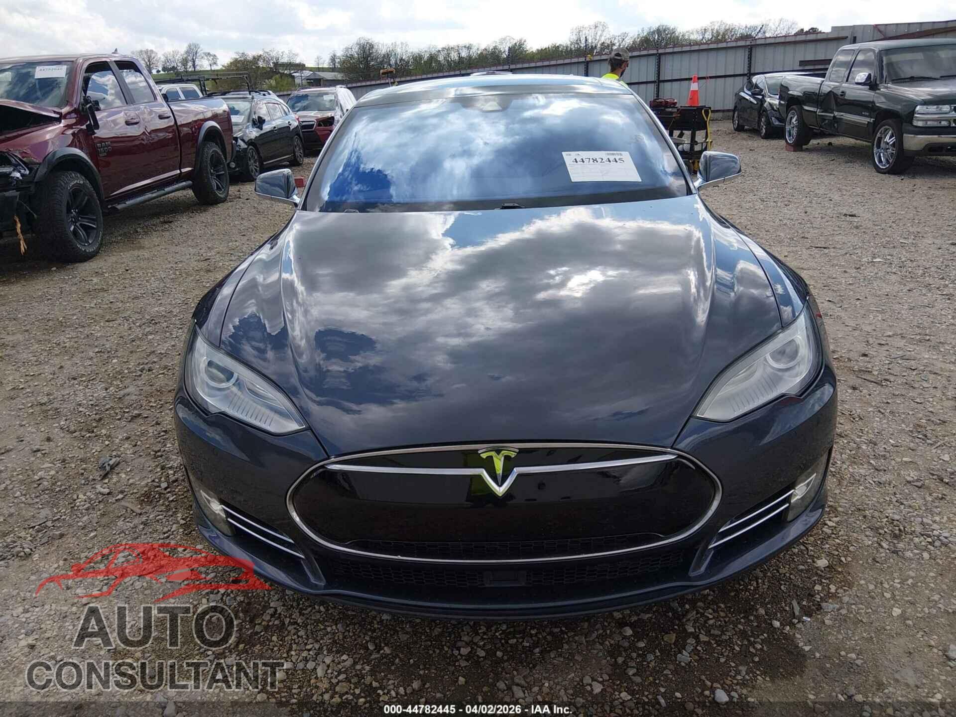 TESLA MODEL S 2016 - 5YJSA1E46GF130044