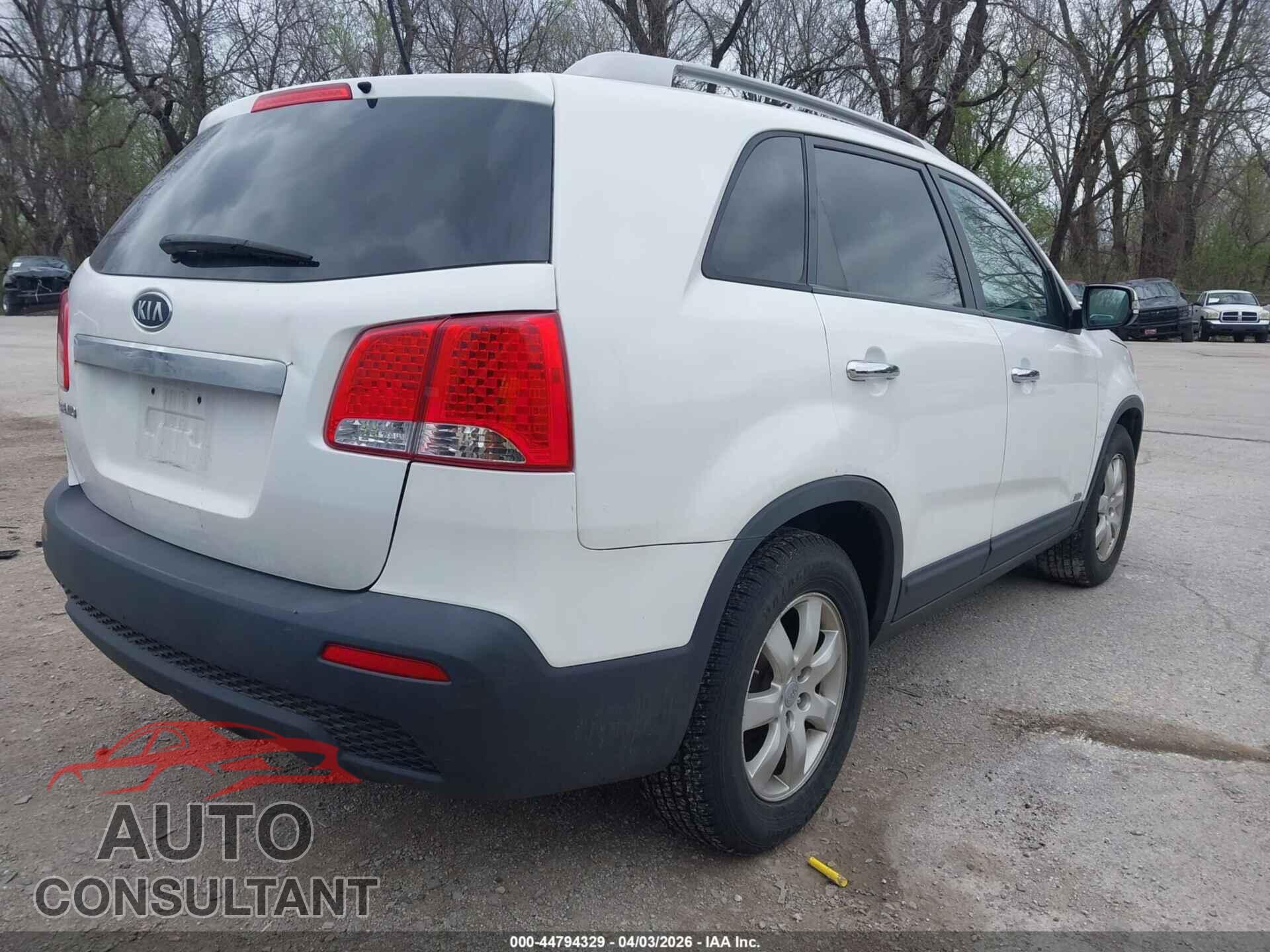 KIA SORENTO 2013 - 5XYKTDA2XDG368435