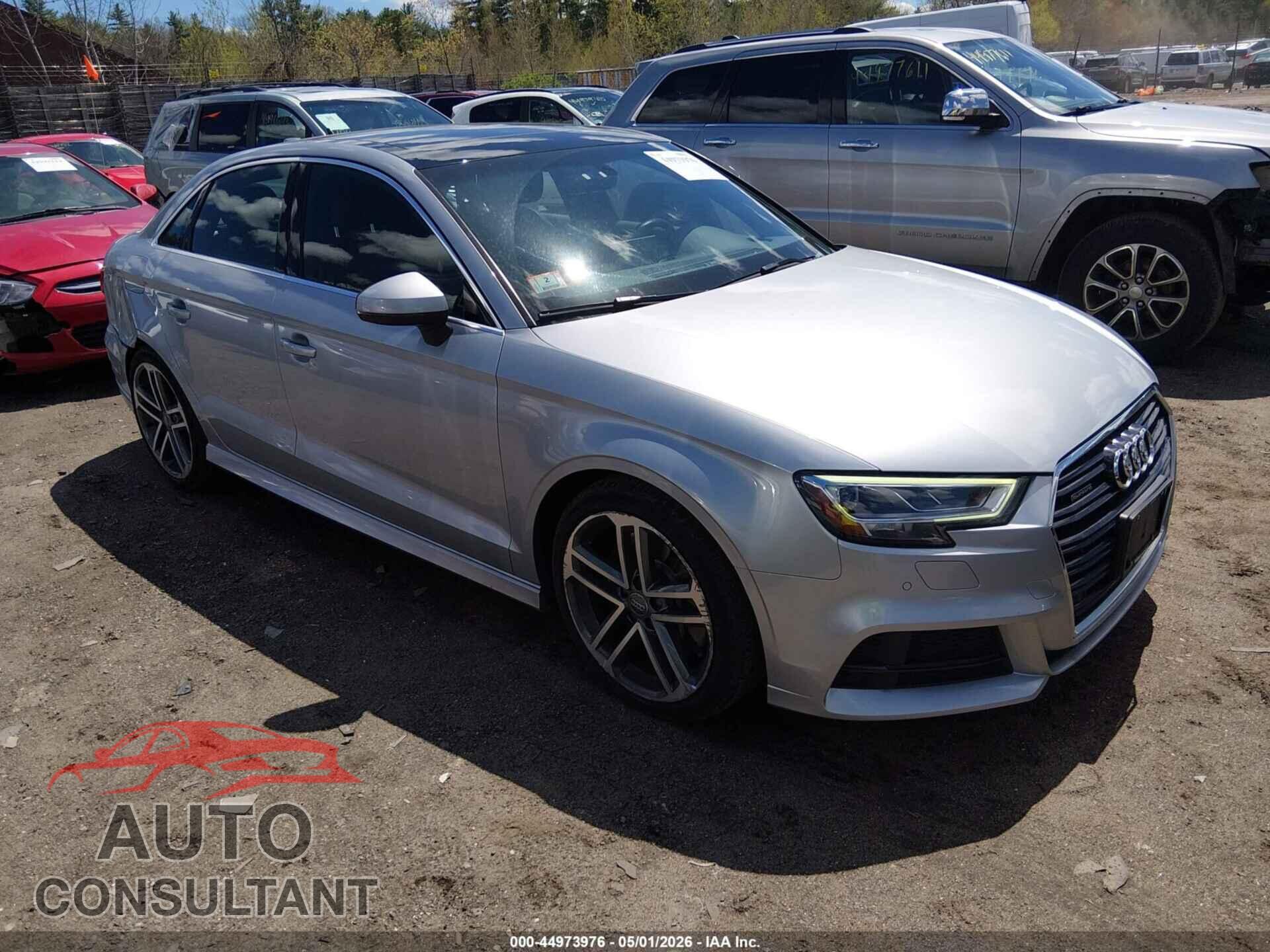AUDI A3 2019 - WAUJEGFF2KA083063