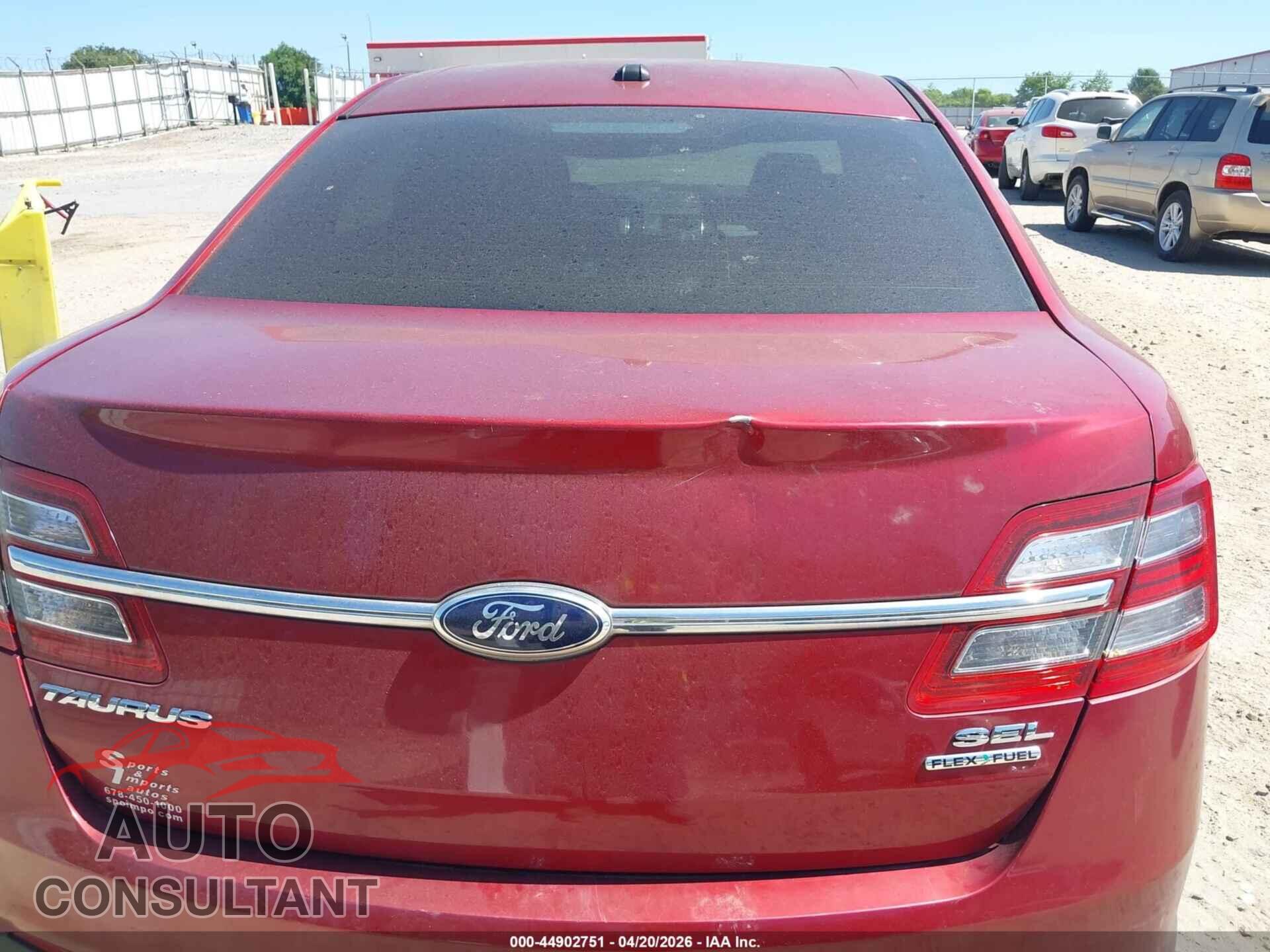 FORD TAURUS 2013 - 1FAHP2E82DG167519