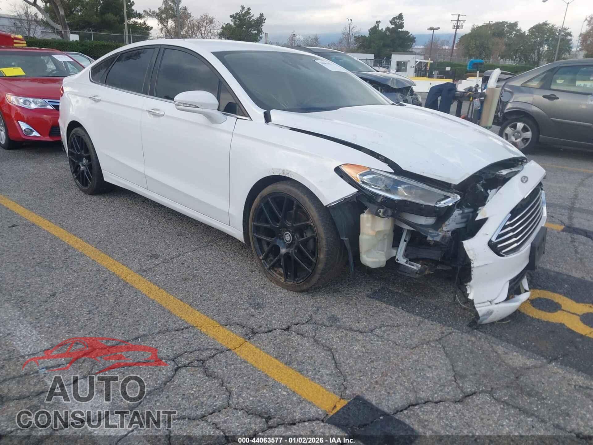 FORD FUSION 2020 - 3FA6P0CD2LR206726