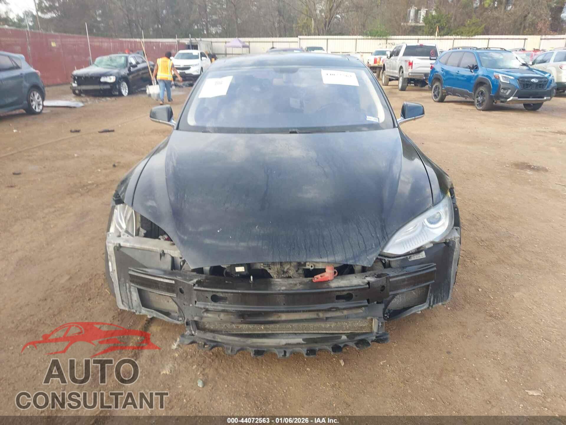 TESLA MODEL S 2014 - 5YJSA1H17EFP36600